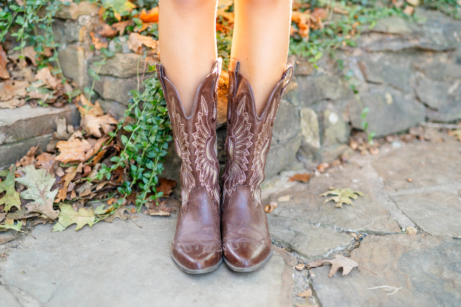 Sky-Meadows-Virginia-Senior-Photographer-18