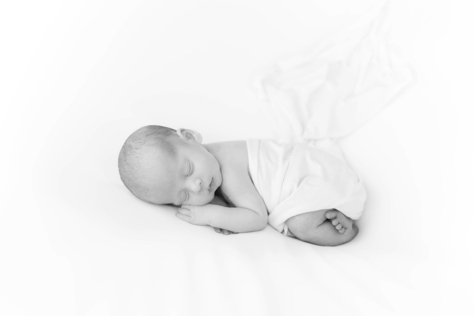 KENTUCKY NEWBORN PHOTOGRAPHER MORGAN WORLEY PHOTOGRAPHER