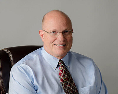Headshots Columbus Ohio chair