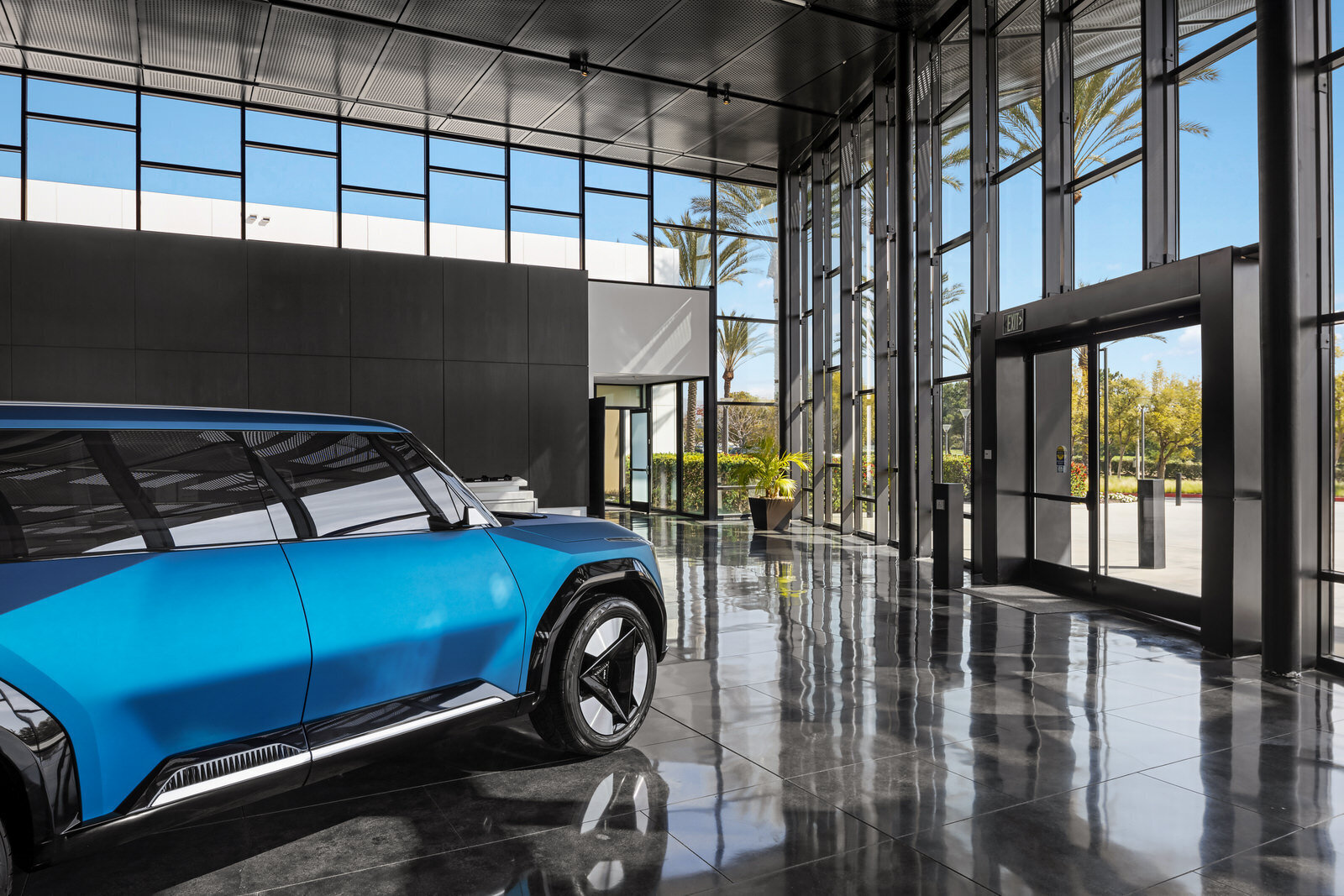 Kia building446-Edit