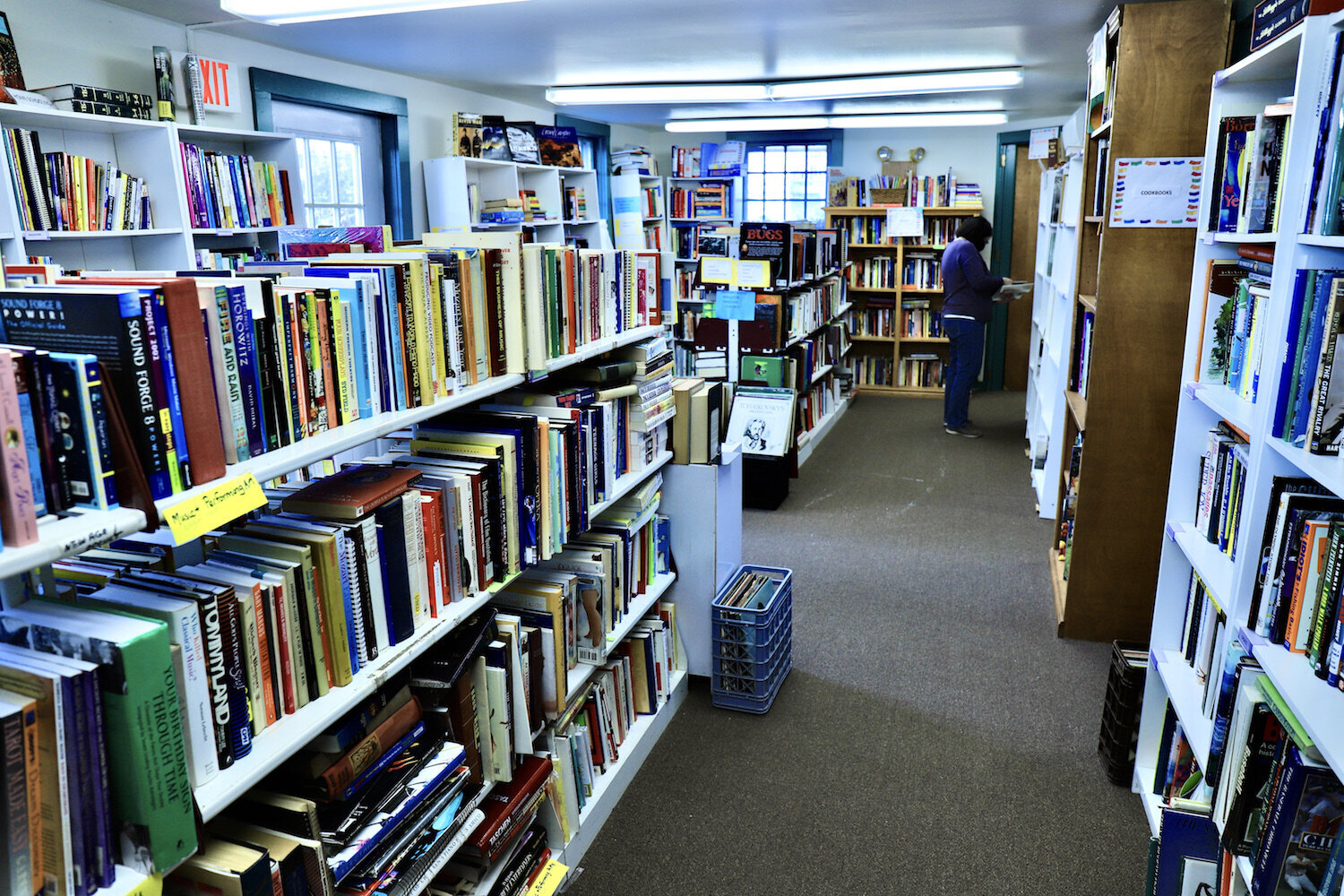 book-store-friends-of-the-danbury-libraryJPG