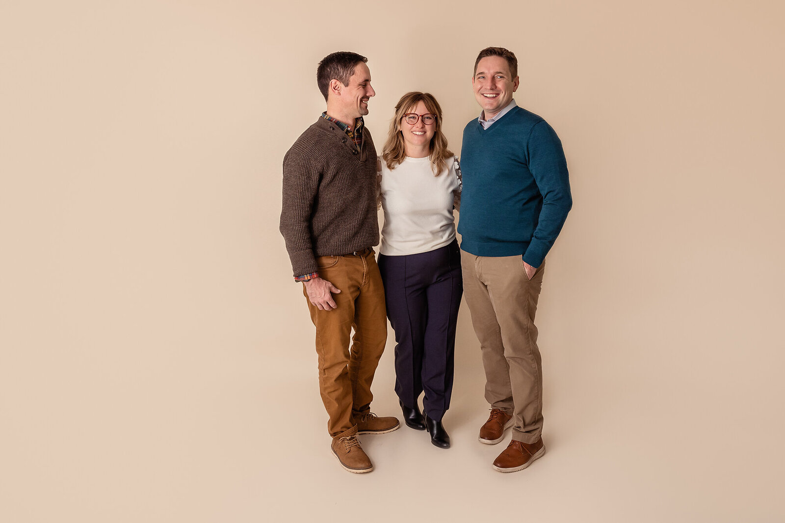 adult sibling photos by Philadelphia Family Photographer