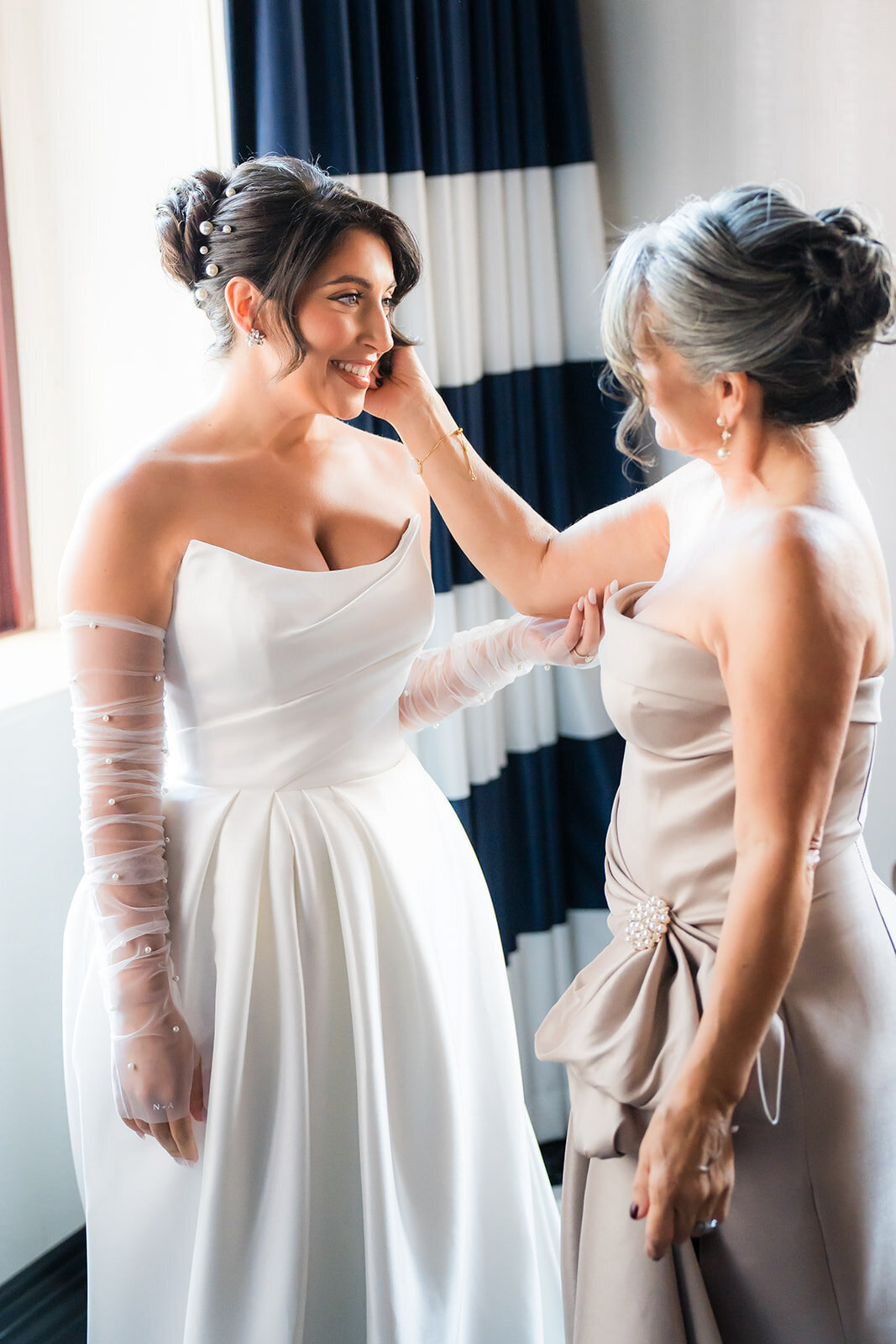 PleaseTouchMuseumPhiladelphiaWedding-27