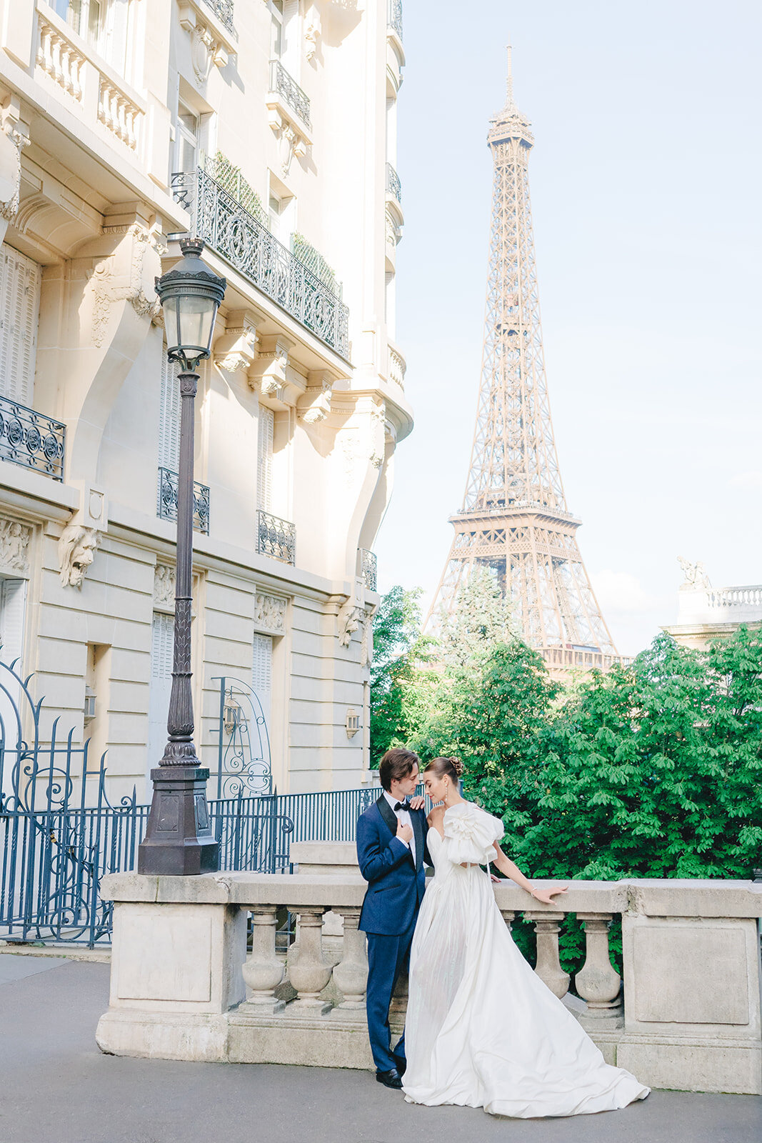 Morgane Ball editorial fine art wedding Photographer Paris avenue camoens and pre wedding with effeil tower and top bridal dress