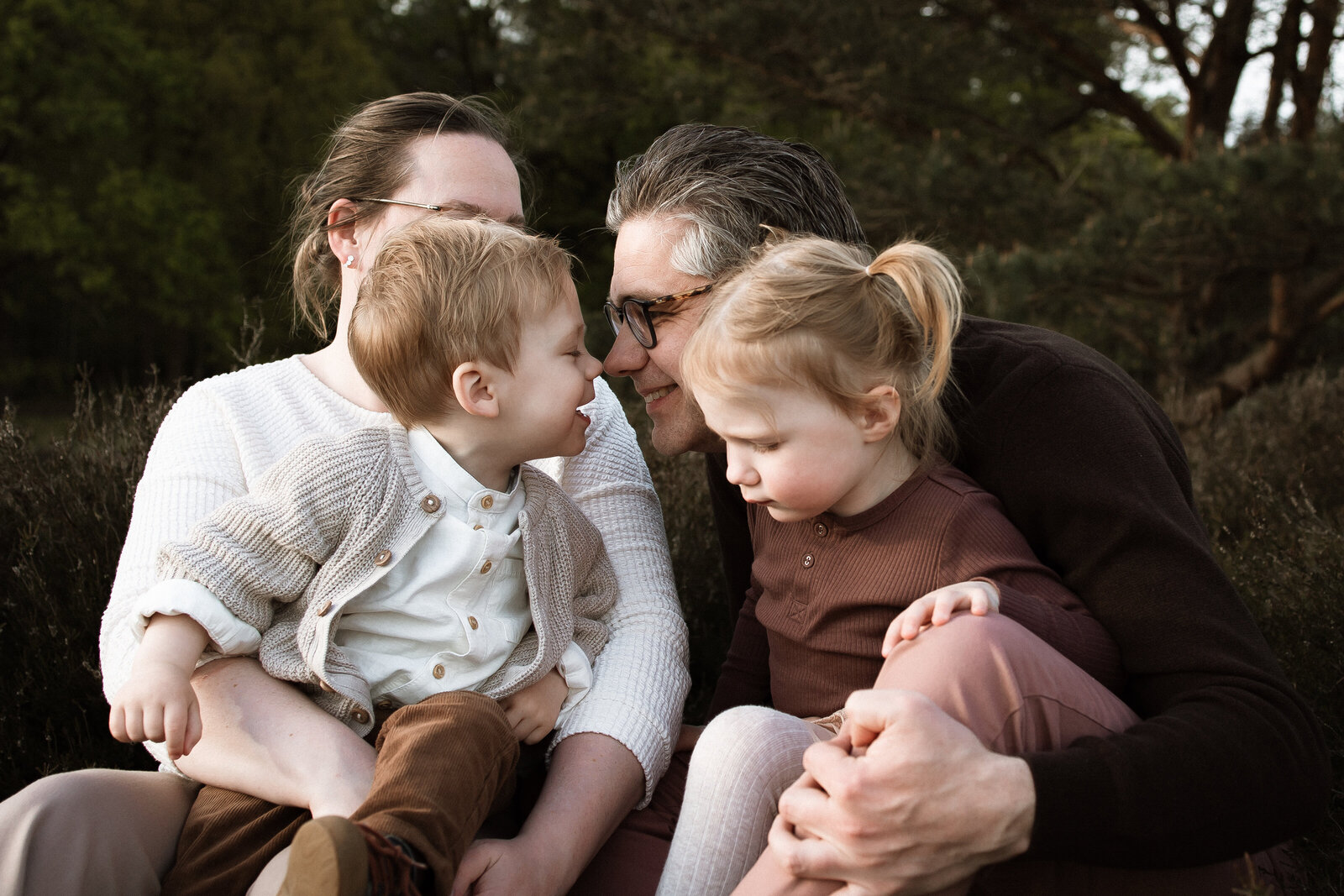 zwangerschapsfotoshoot fotoshoot baby gezins fotoshoot fotograaf eindhoven fotoshoot valkenswaard trouwfotograaf bruidsfotografie valkenswaard