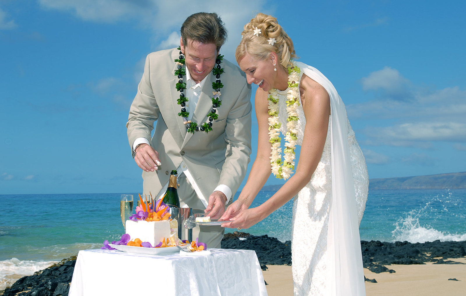 Maui wedding photographers