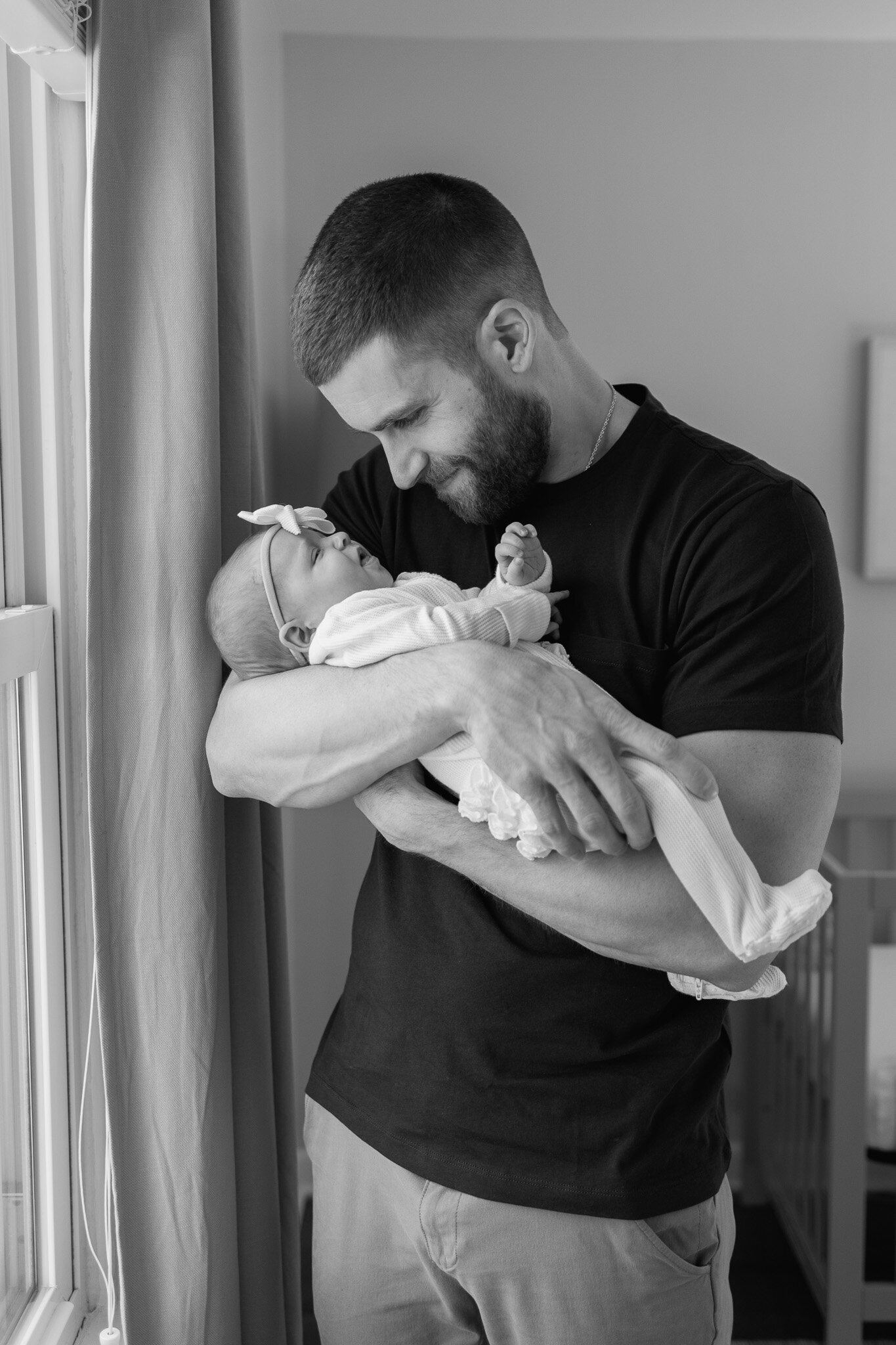 in-home-newborn-family-photography-dogs-nc-sc (11)