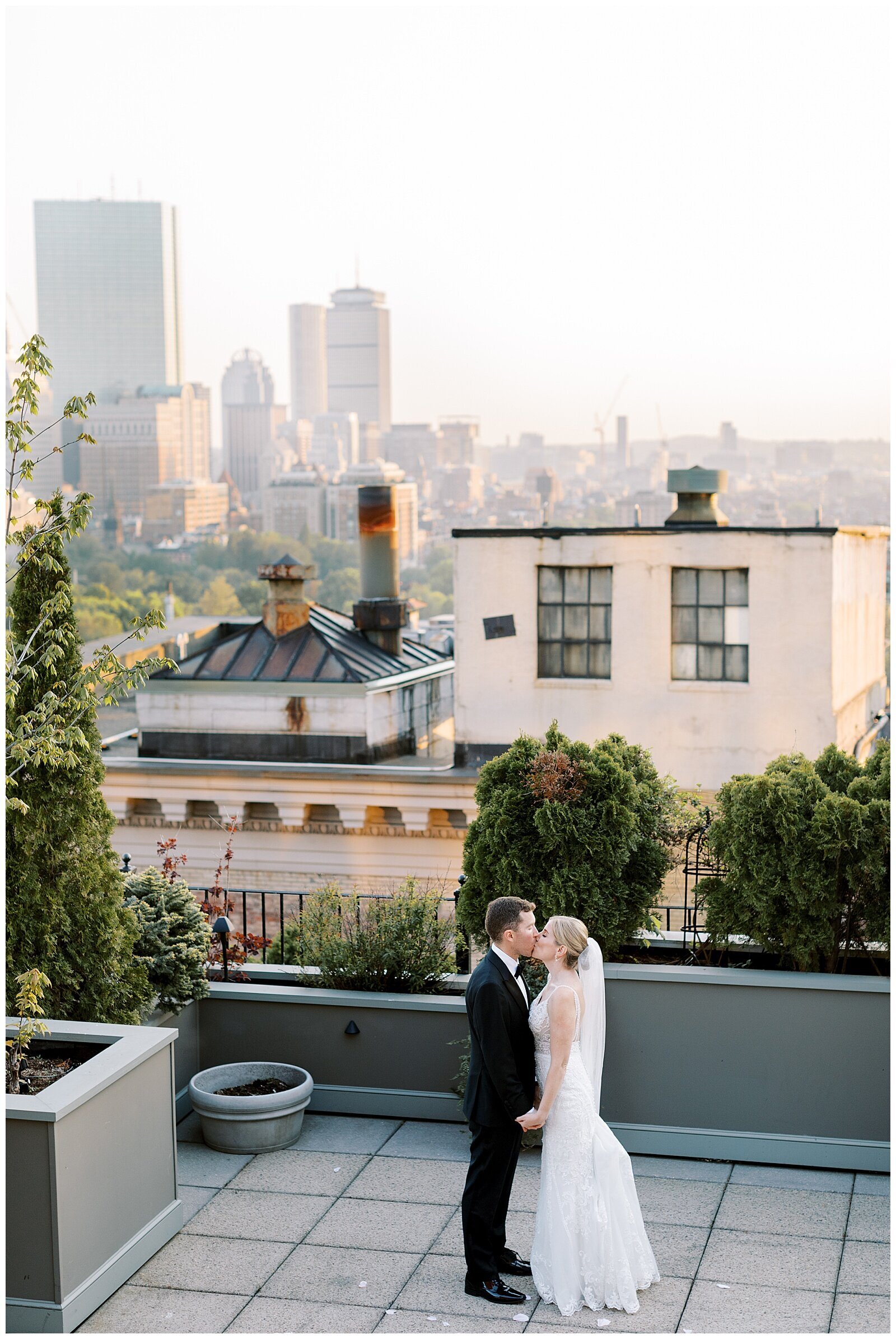 XV-Beacon-Boston-Wedding-Photographer-Alisha-Norden-Photography-11