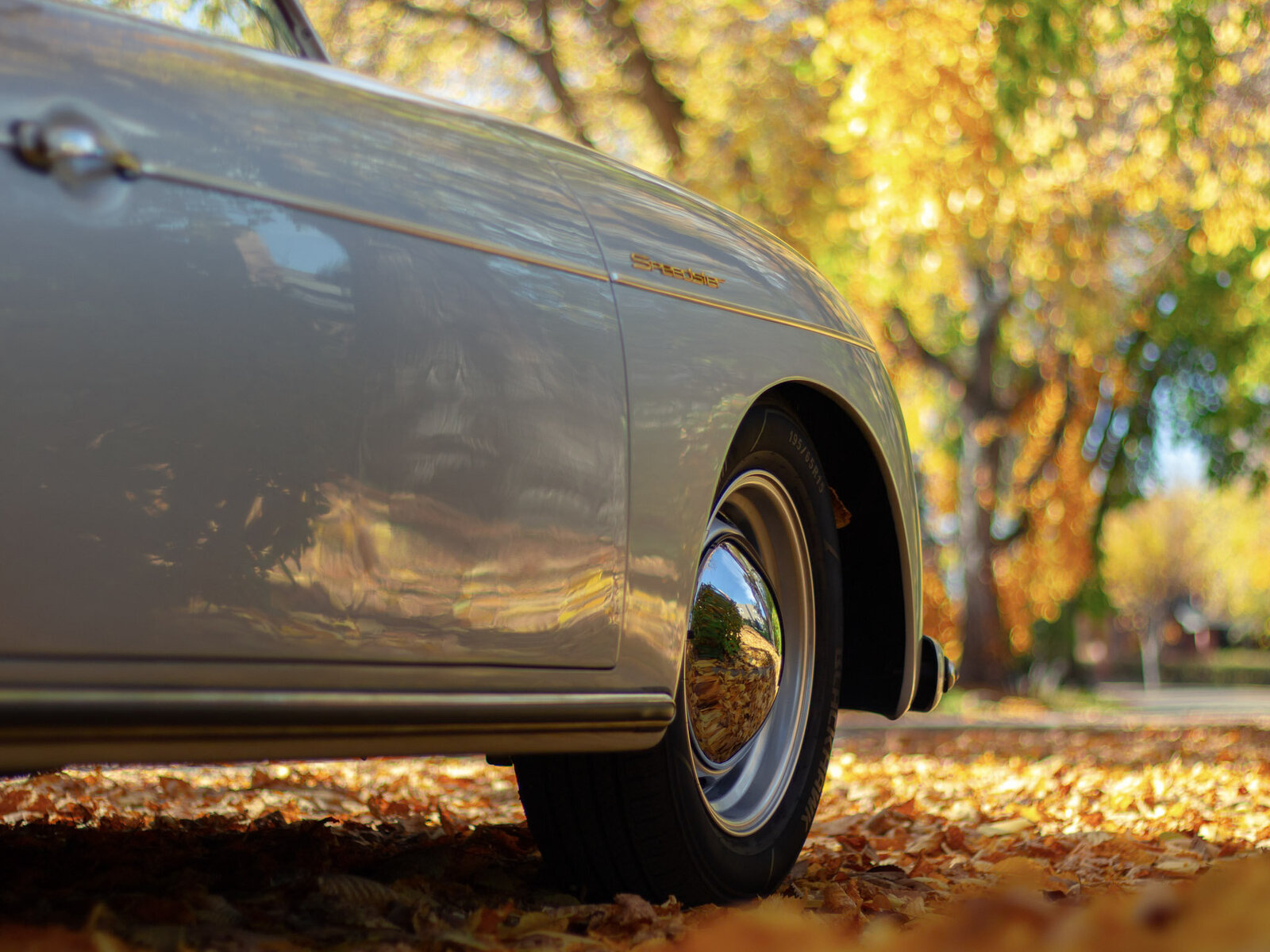 Vintage Porsche Rental for Your Wedding in Calgary