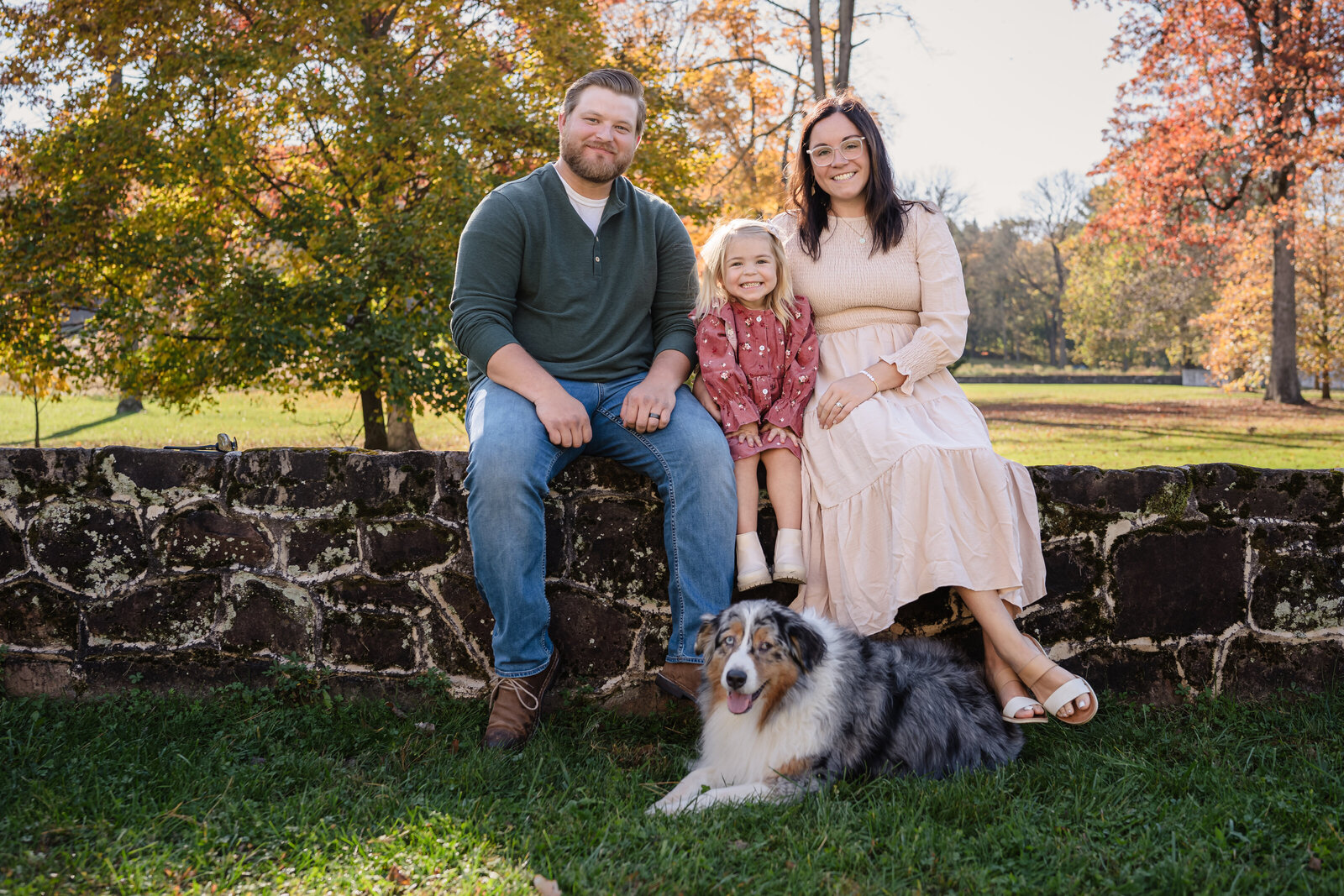 Philadelphia Valley Forge Fall Photo Session Family Photography with Dog