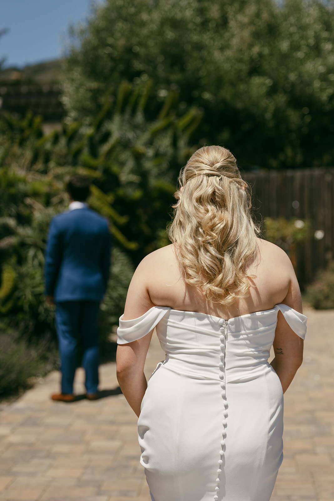 Colorful Bernardus Spring Wedding17