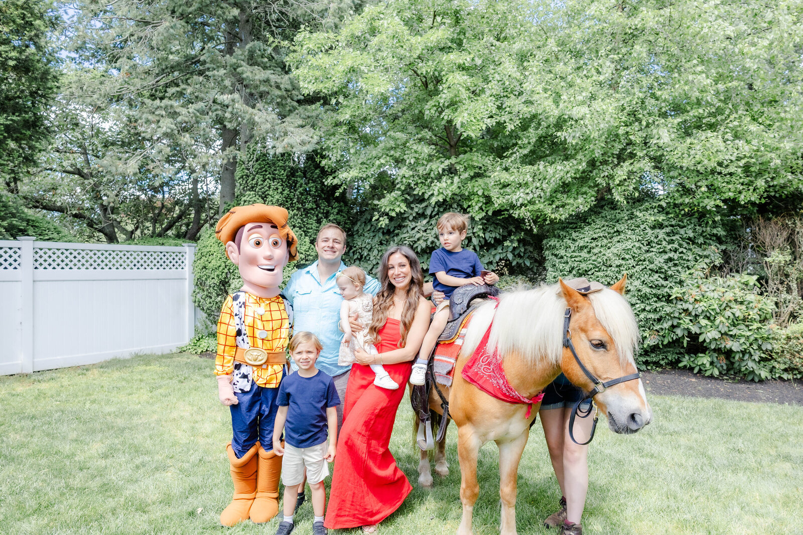 long-island-kids-birthday-party-pony-rides-family-photo