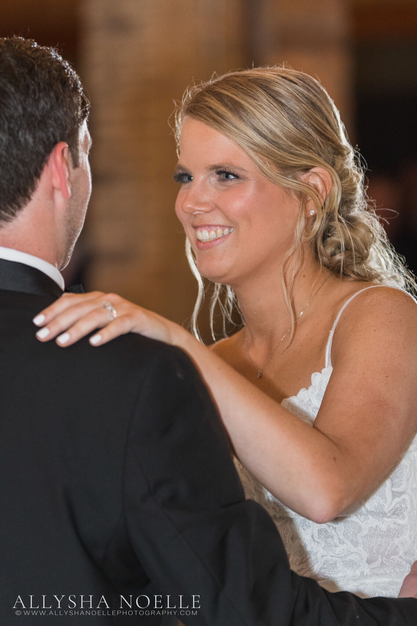 Wedding-at-The-Factory-on-Barclay-in-Milwaukee-1026
