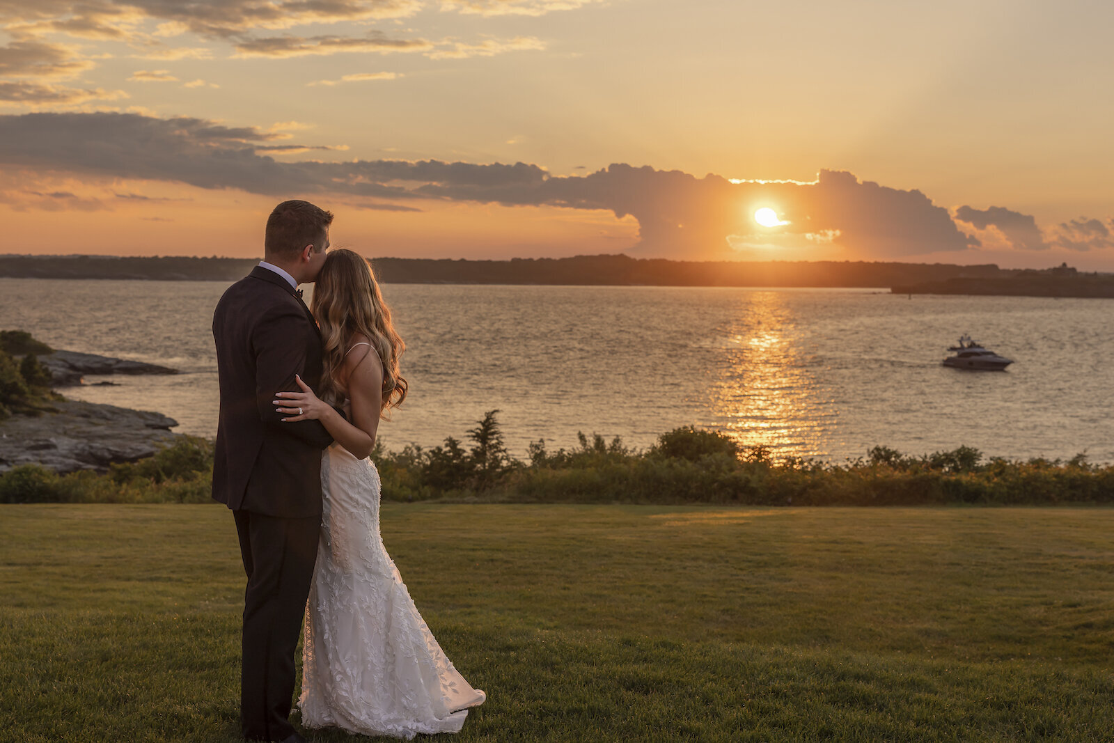 Angela Greenlaw Photography Cape Cod Boston Newport Portsmouth Wedding Photographer-500