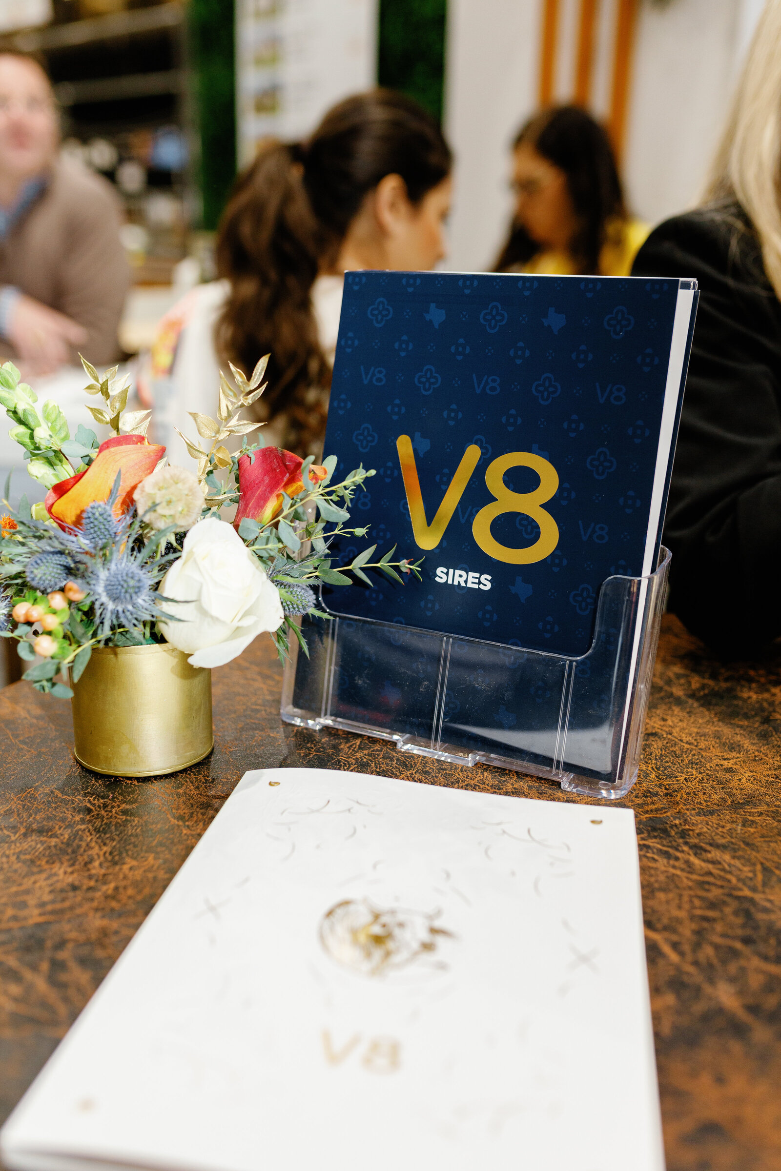 V8RanchStallSocial2022-1003