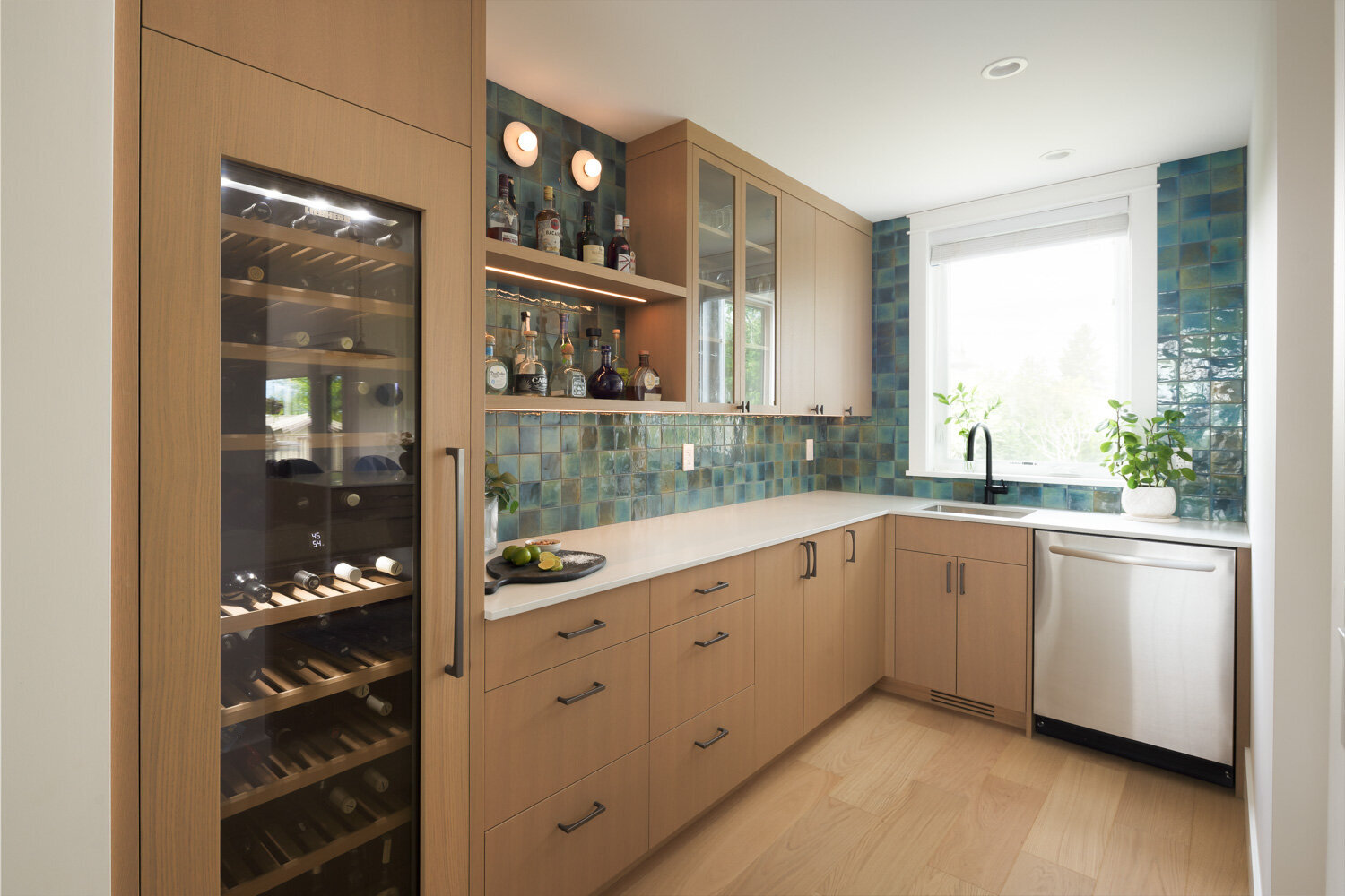 bar-design-blue-green-tile-Align-Interior-Design