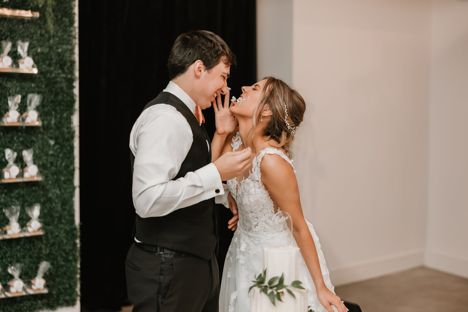 652-Katie and Phillip - Detroit Wedding Photographer - Mariah Kasten Photo