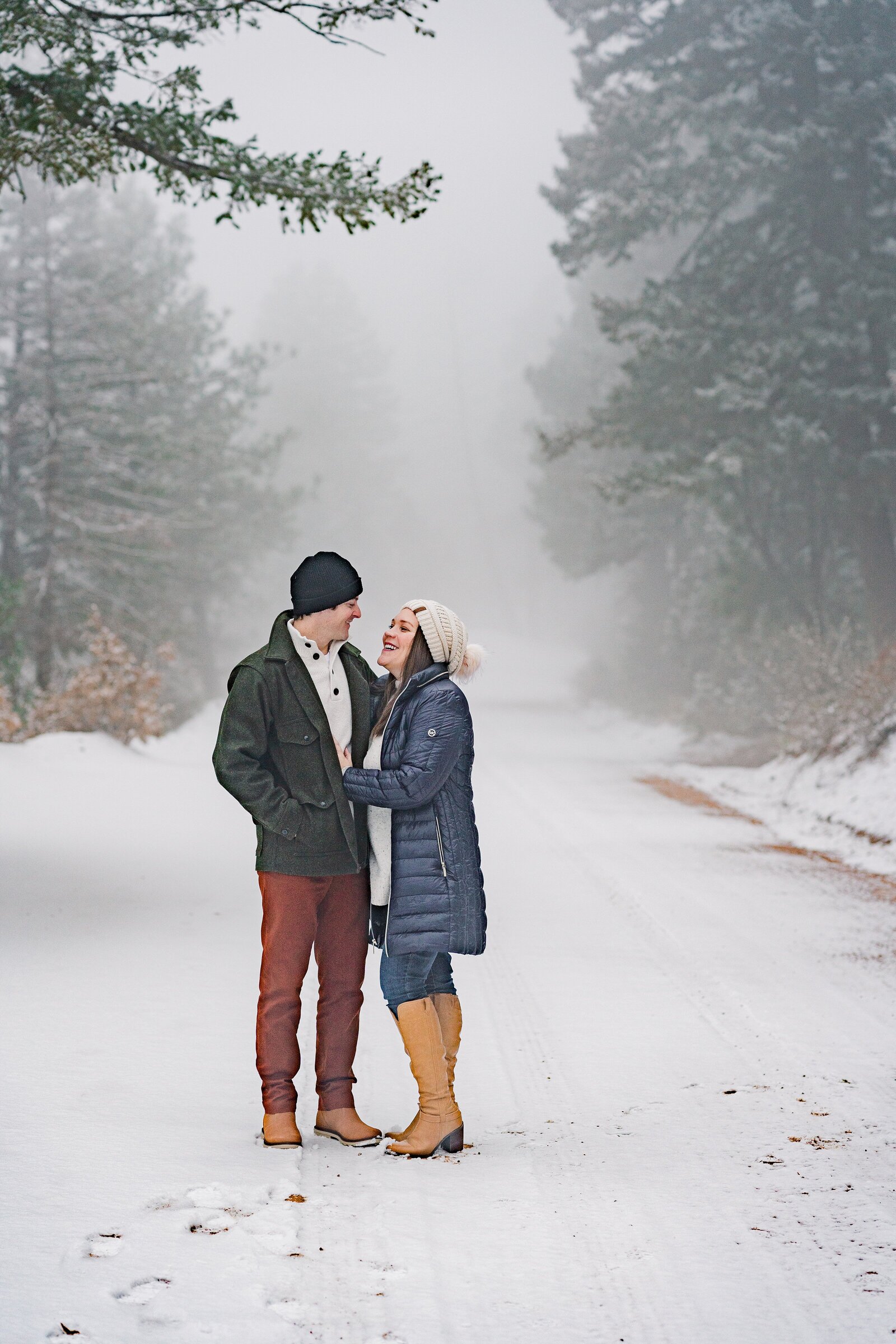 Celebrate your engagement amidst Colorado's stunning natural light with Samantha Immer Photography. Our candid and storytelling approach will capture your love story in beautiful photos.