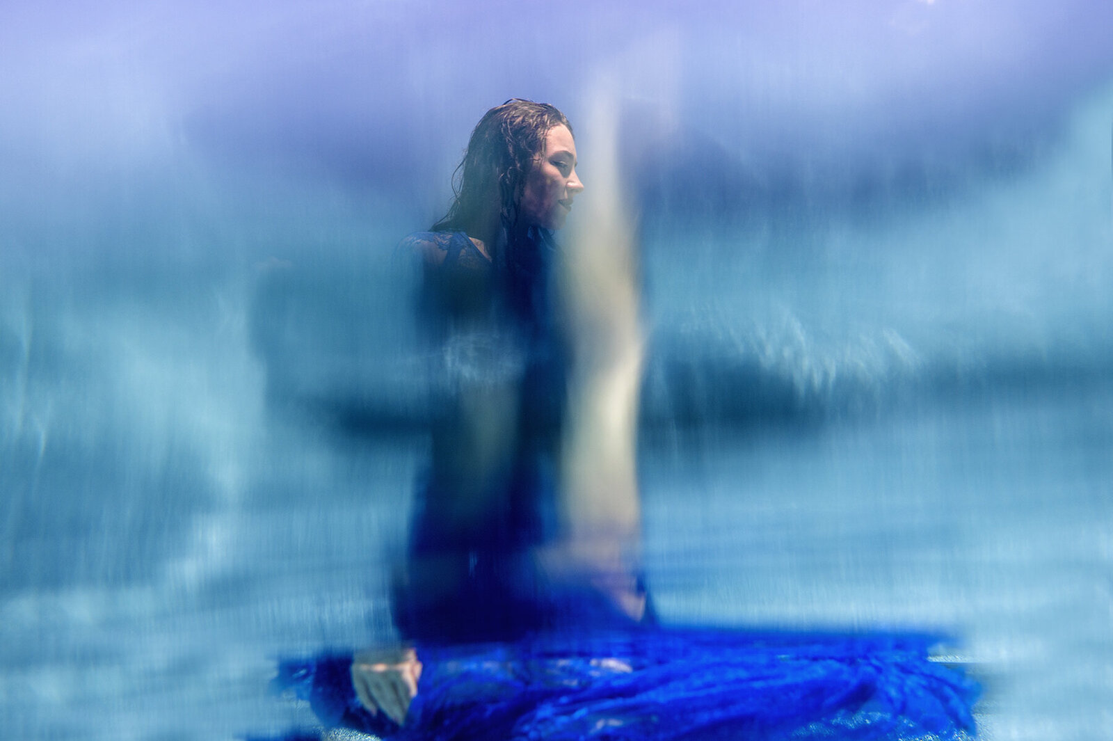 Blue_Amaryllis_Beauty_underwater_portrait5