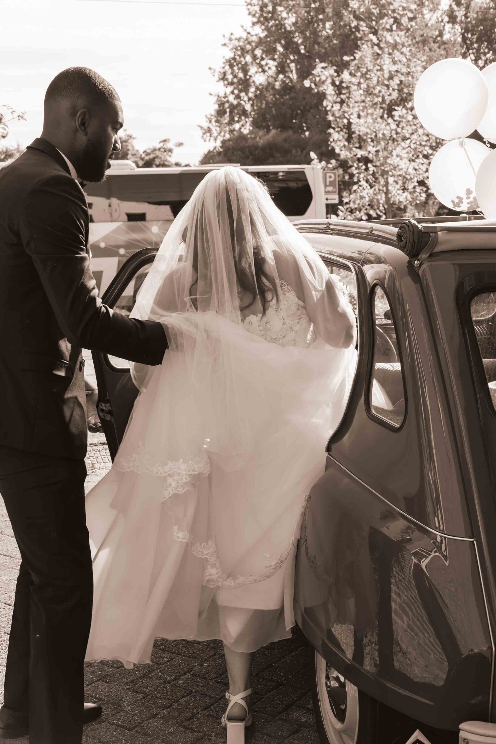 Trouw-Fotografie-Bruidsreportage-Amsterdam-FOMO-Fotografie-39