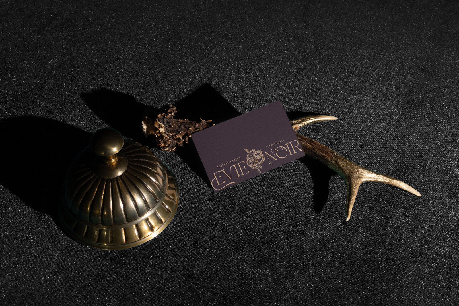 EN-business-card-mockup