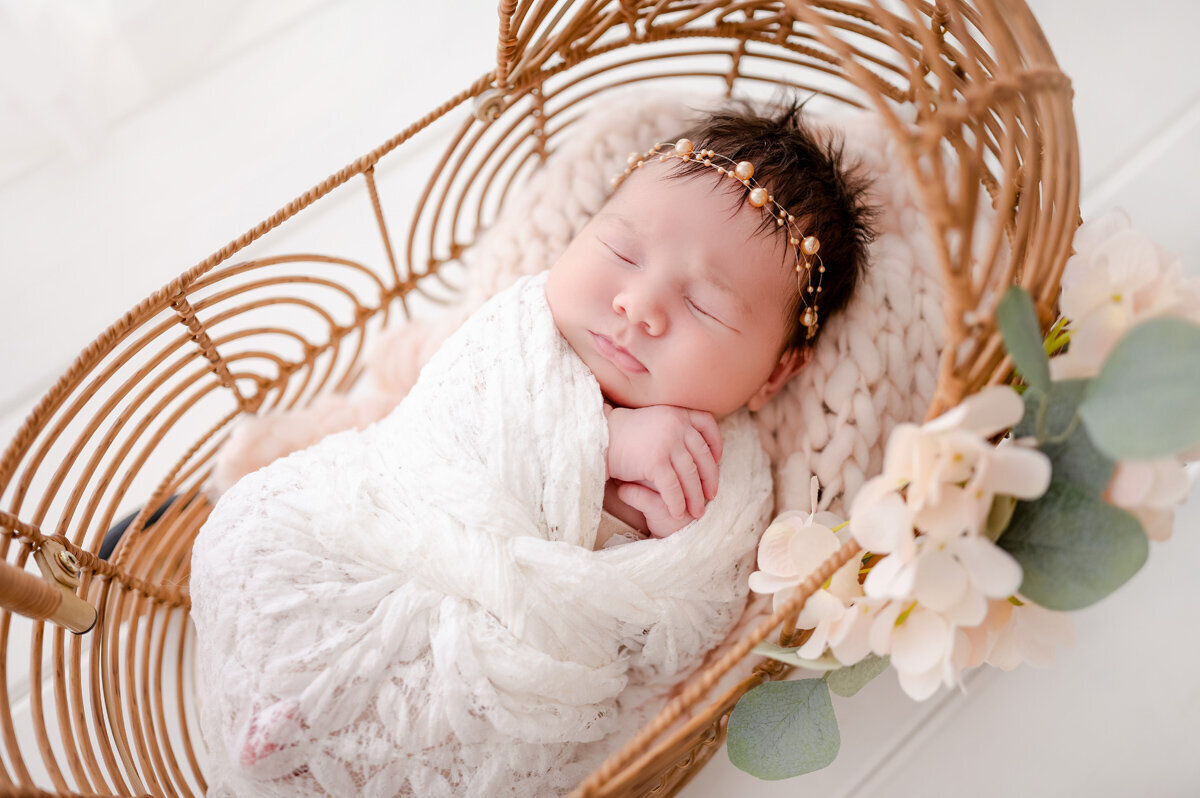 Saratoga-Springs-Newborn-Photographer-30