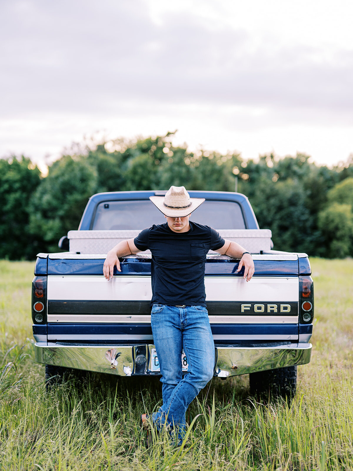 Samuel Mayberry - Senior Photos - Emily Burney - 023_websize