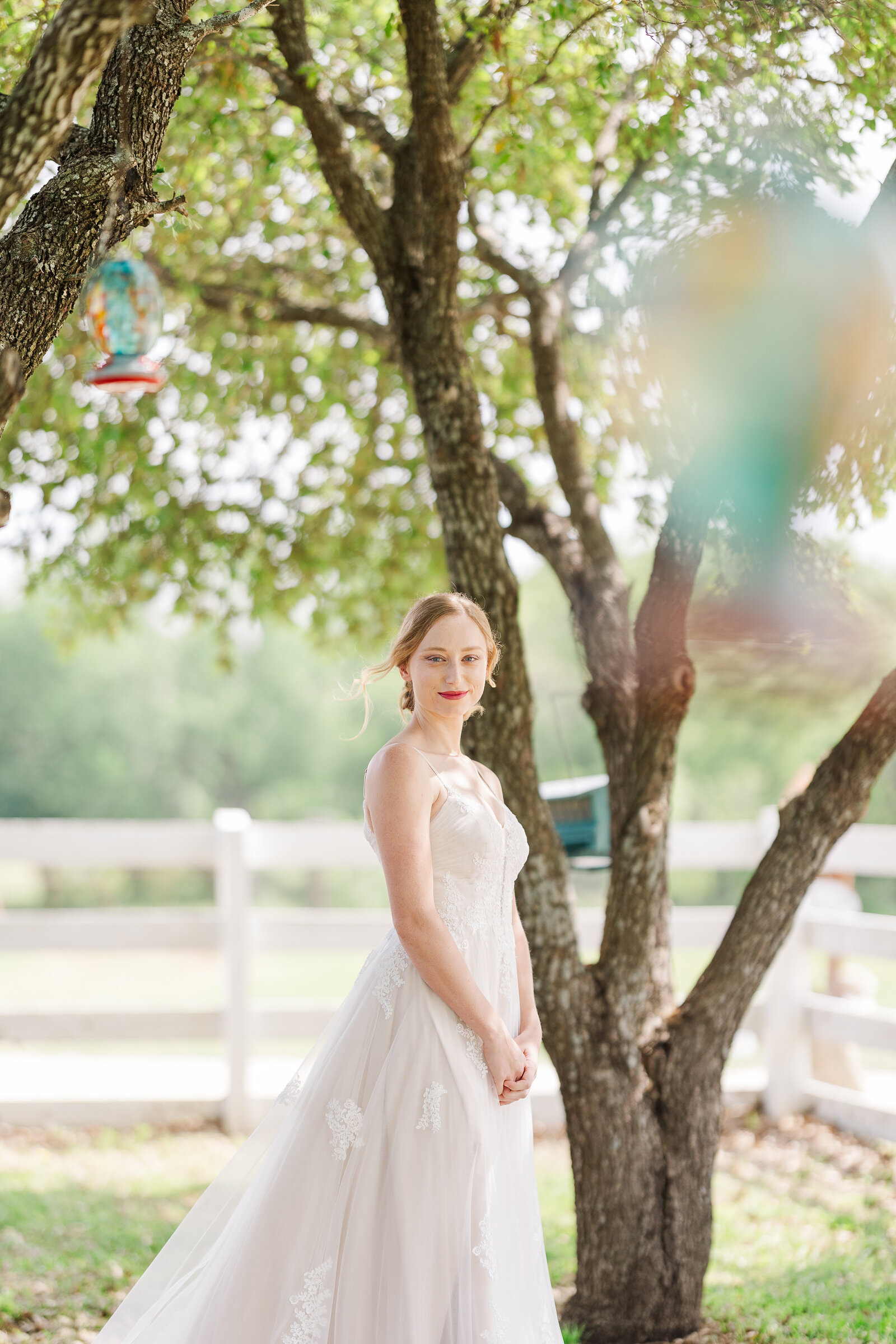 Bride-portrait-infront-of-tree