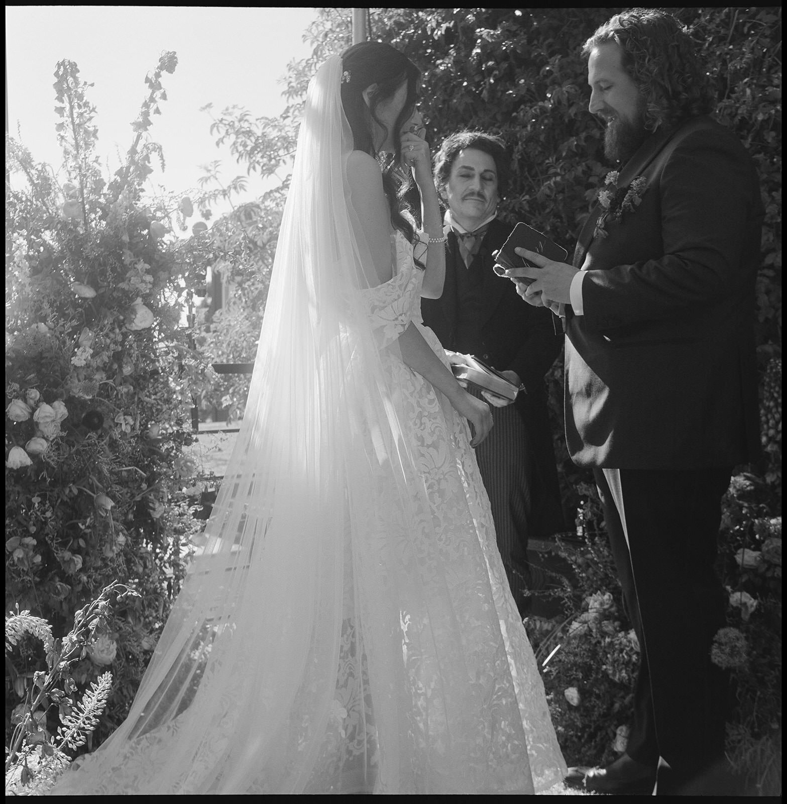 Gothic-Disco-Floral-Wedding9