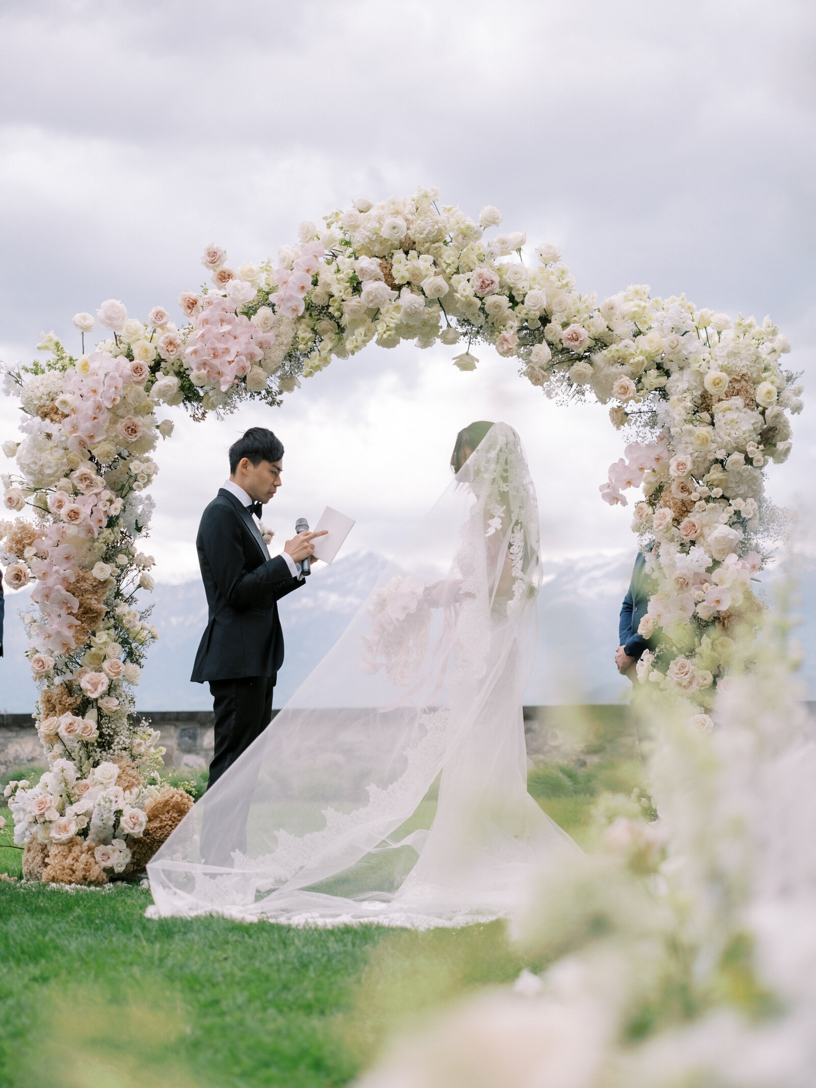 Luxury Wedding Florist Design Switzerland2