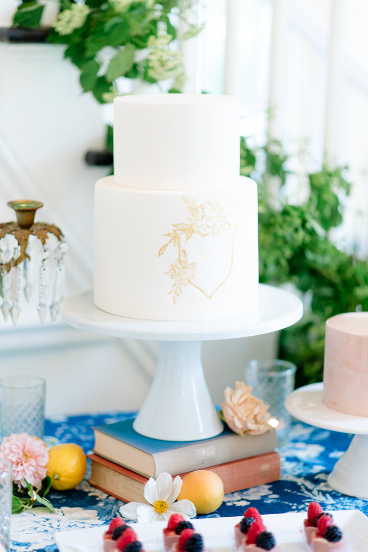 Wedding cake at Woodbine Mansion