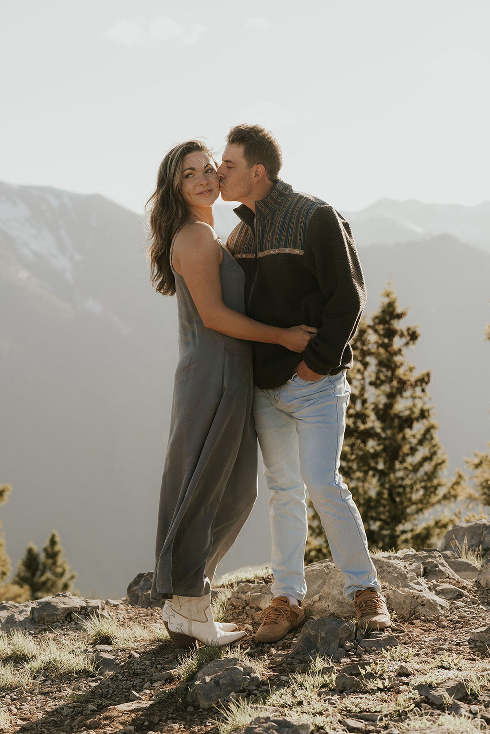 Wedding proposal photos mountain in Aspen, Colorado