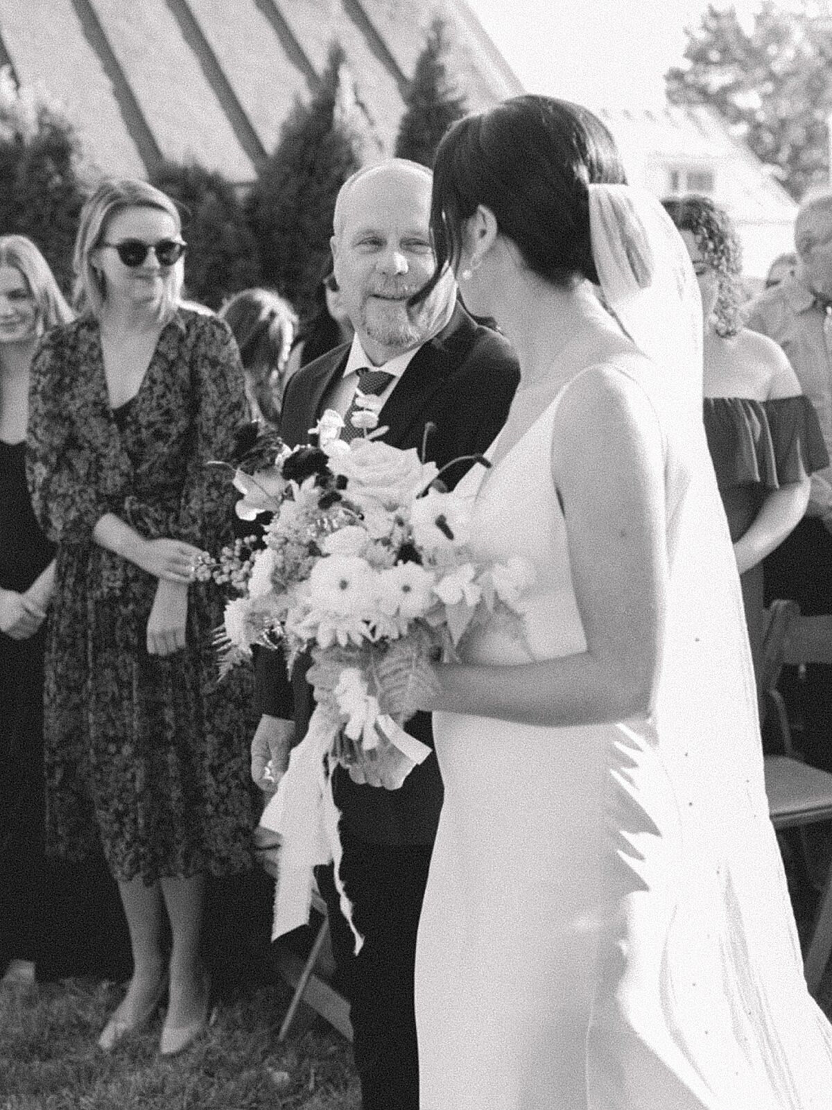 Fall Red Fox Inn Wedding_Sarah Botta Photography_01