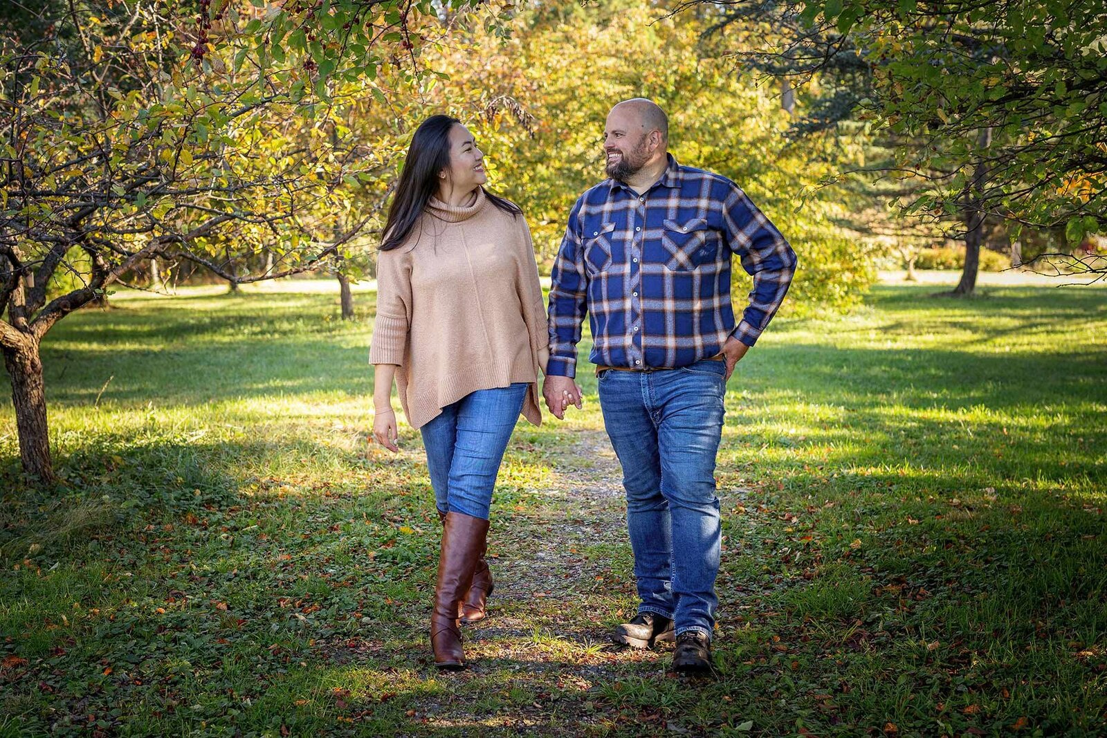 014_102721_MarisaReneePhoto_Esession_Engagement_Baltimore_MD_Maryland_Cylburn_Arboretum_Park_State_Fall_Autumn_Sunny_GoldenHour_Leaves_Trees_Historic_House_Garden_Gardens_Lancaster_PA_Pennsylvania_Wedding_WEddings_Photographer_Photography