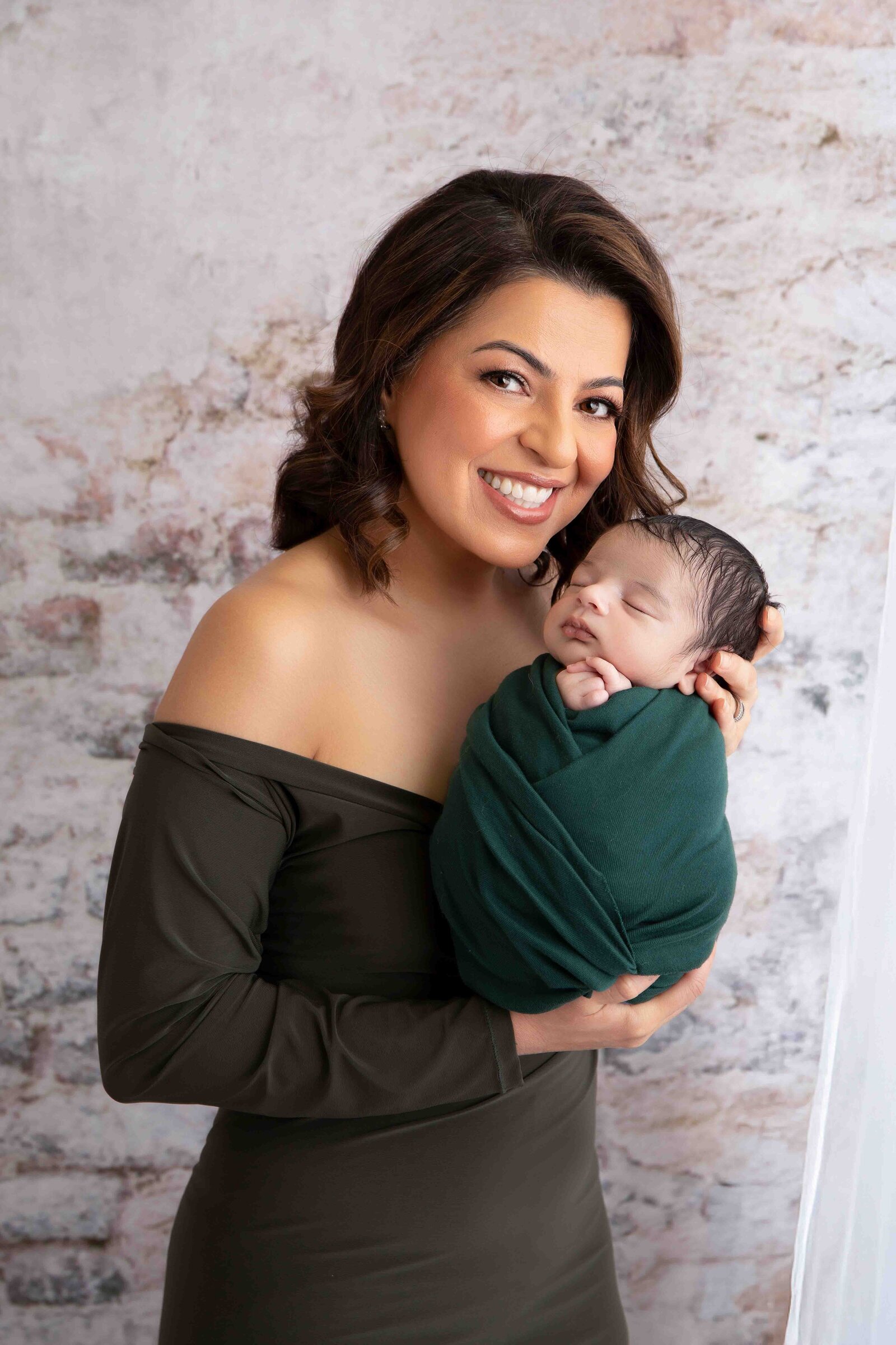 Scottsdale newborn photos in green