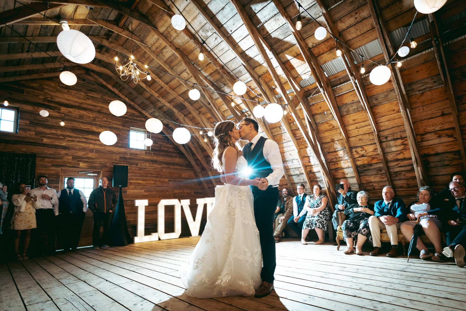 D526302A-3EB4-4737-A60F-67341B6742F8D&J Wedding - Color-783