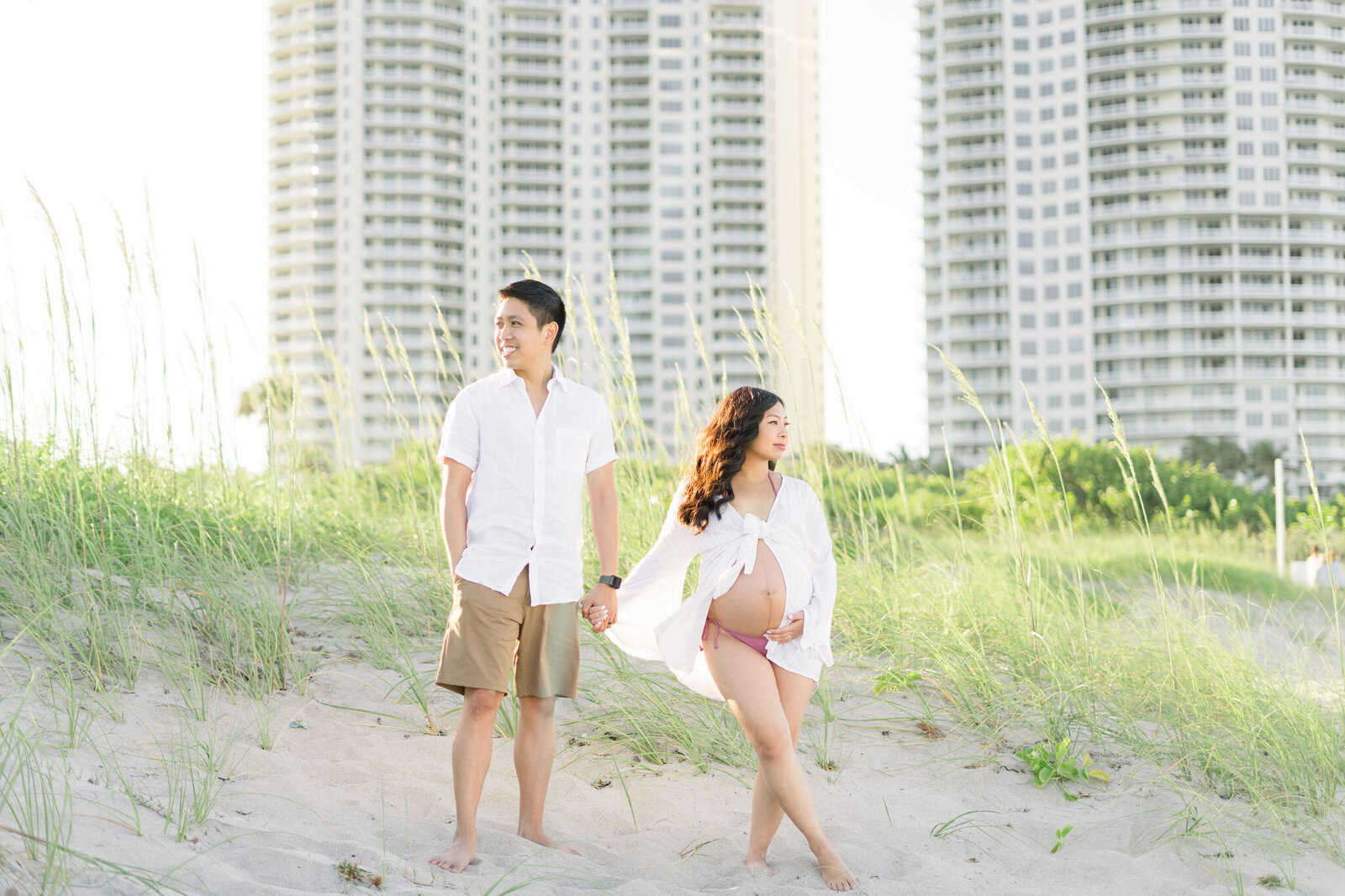 beach maternity