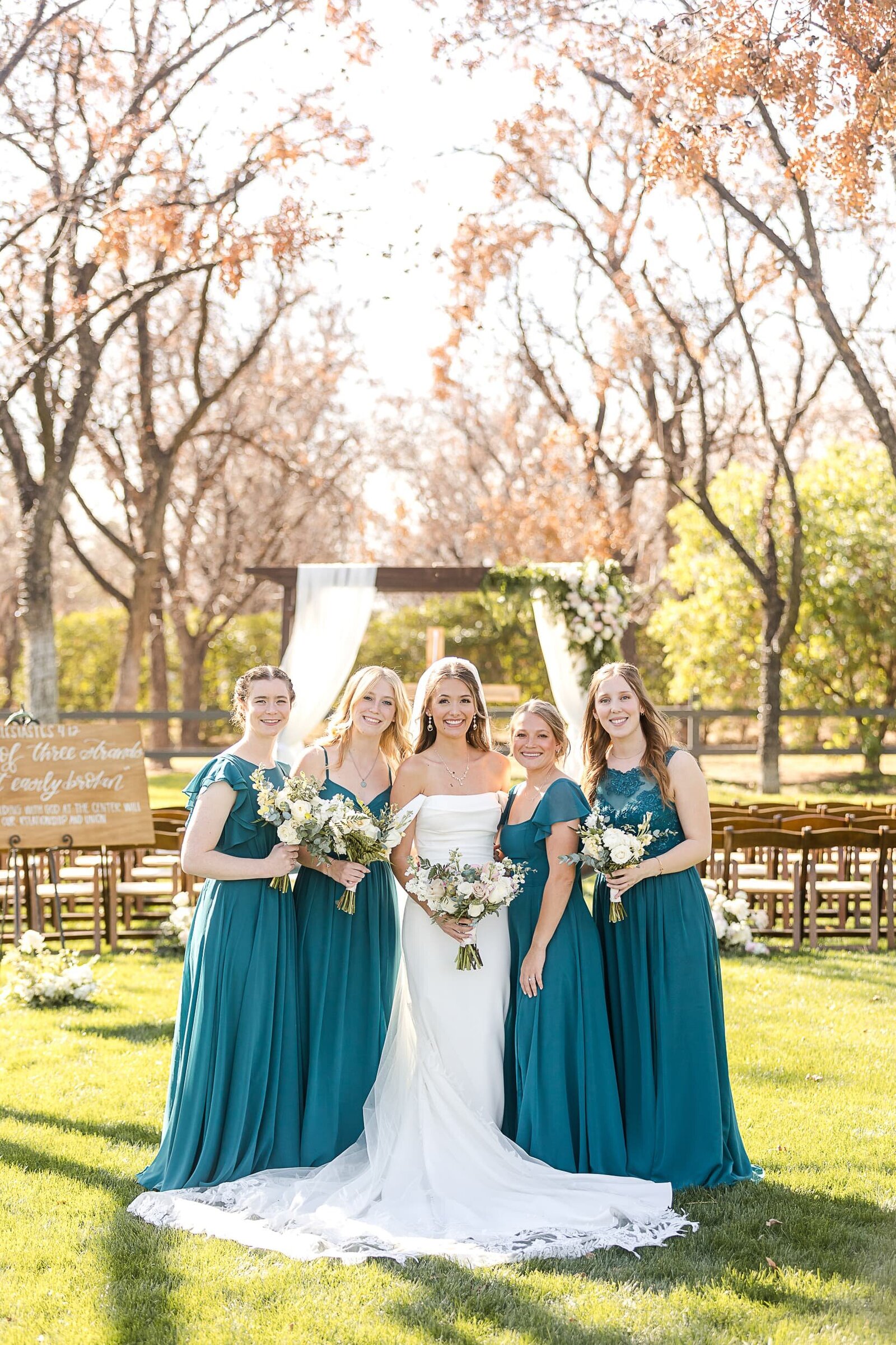 Phoenix-Wedding-Photographer-and-Videographer-Venue-at-the-Grove-WoodWed-1429