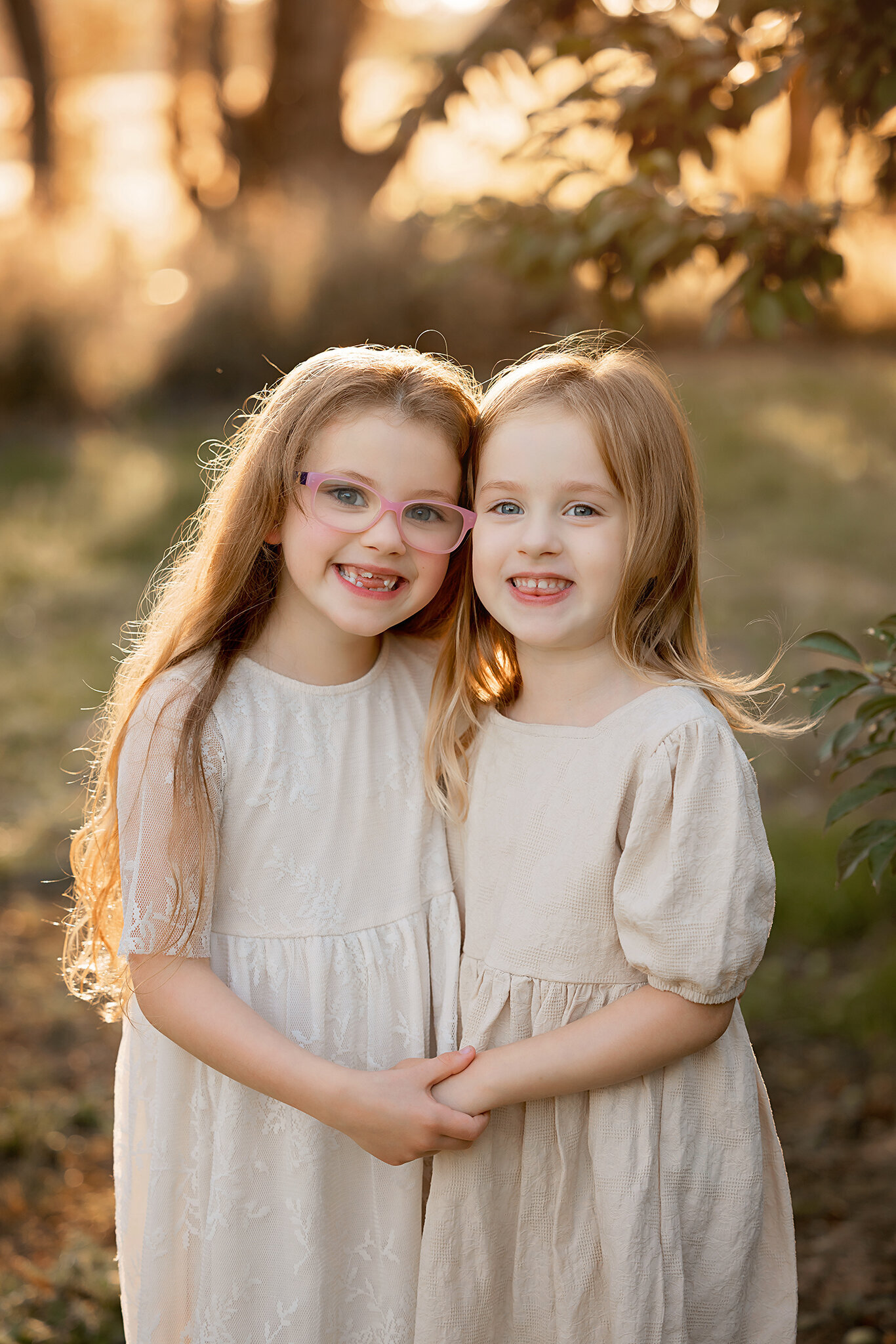 Joyful Gatherings: Aurora Joy Family Photography