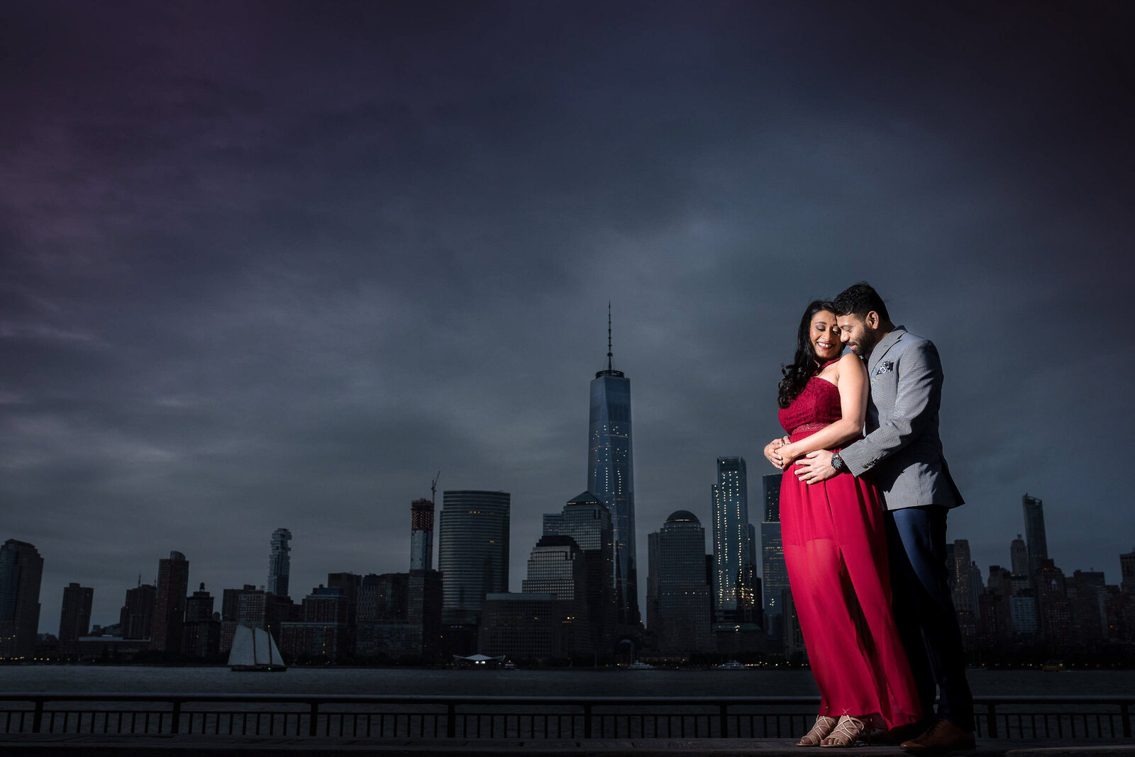 Capture your love story in iconic Central Park; contact Ishan Fotografi for more information.Capture your love story in iconic Central Park; contact Ishan Fotografi for more information.