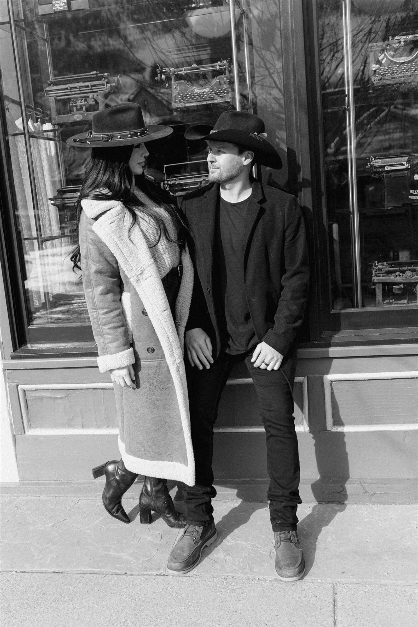 Hotel Jerome après-ski engagement photography