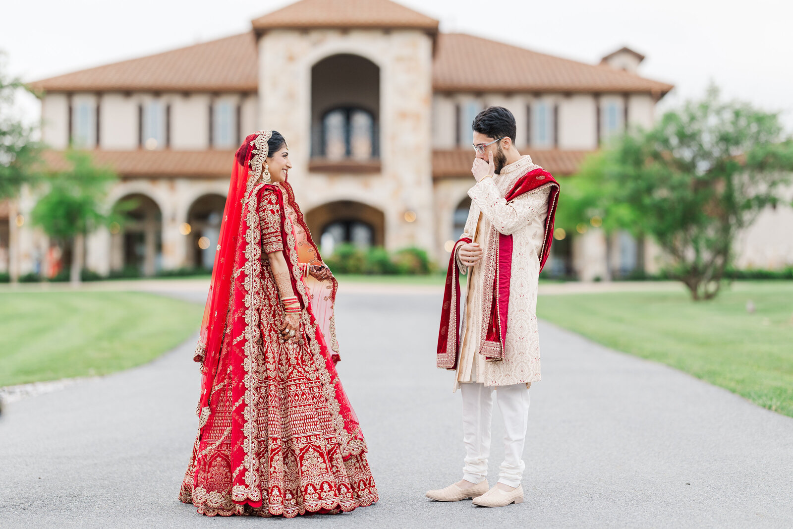 Outdoor-pre-wedding-photographer-dallas