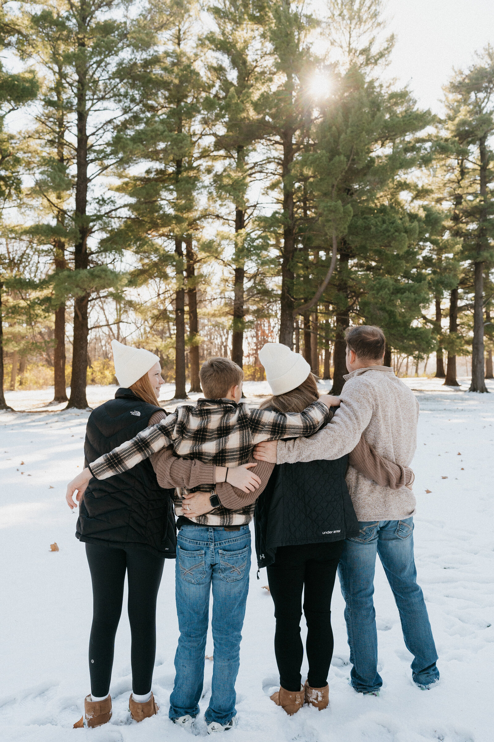 Iowa Family Photos Winter Christmas Card-56