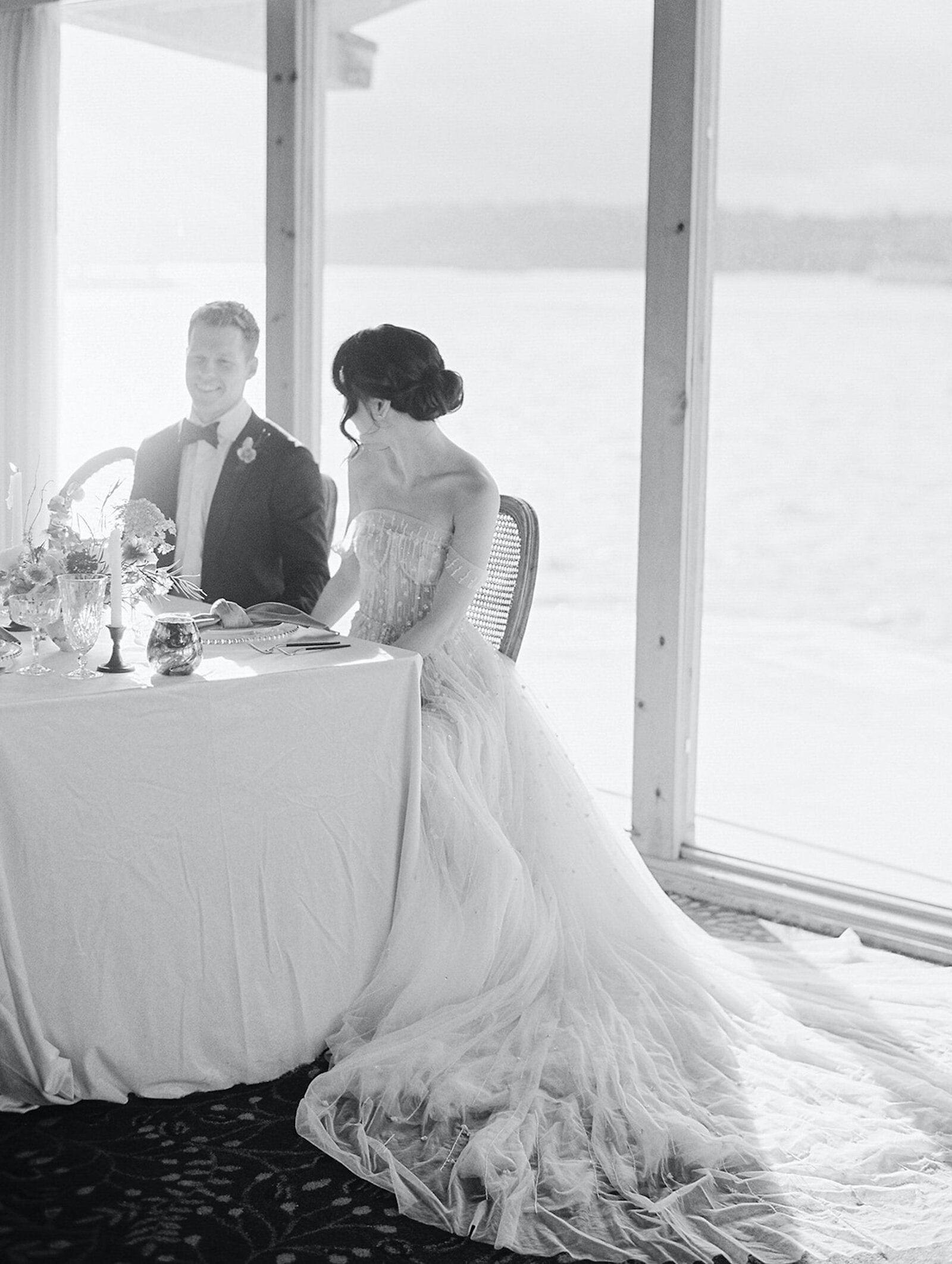 edgewater-hotel-seattle-wedding-26