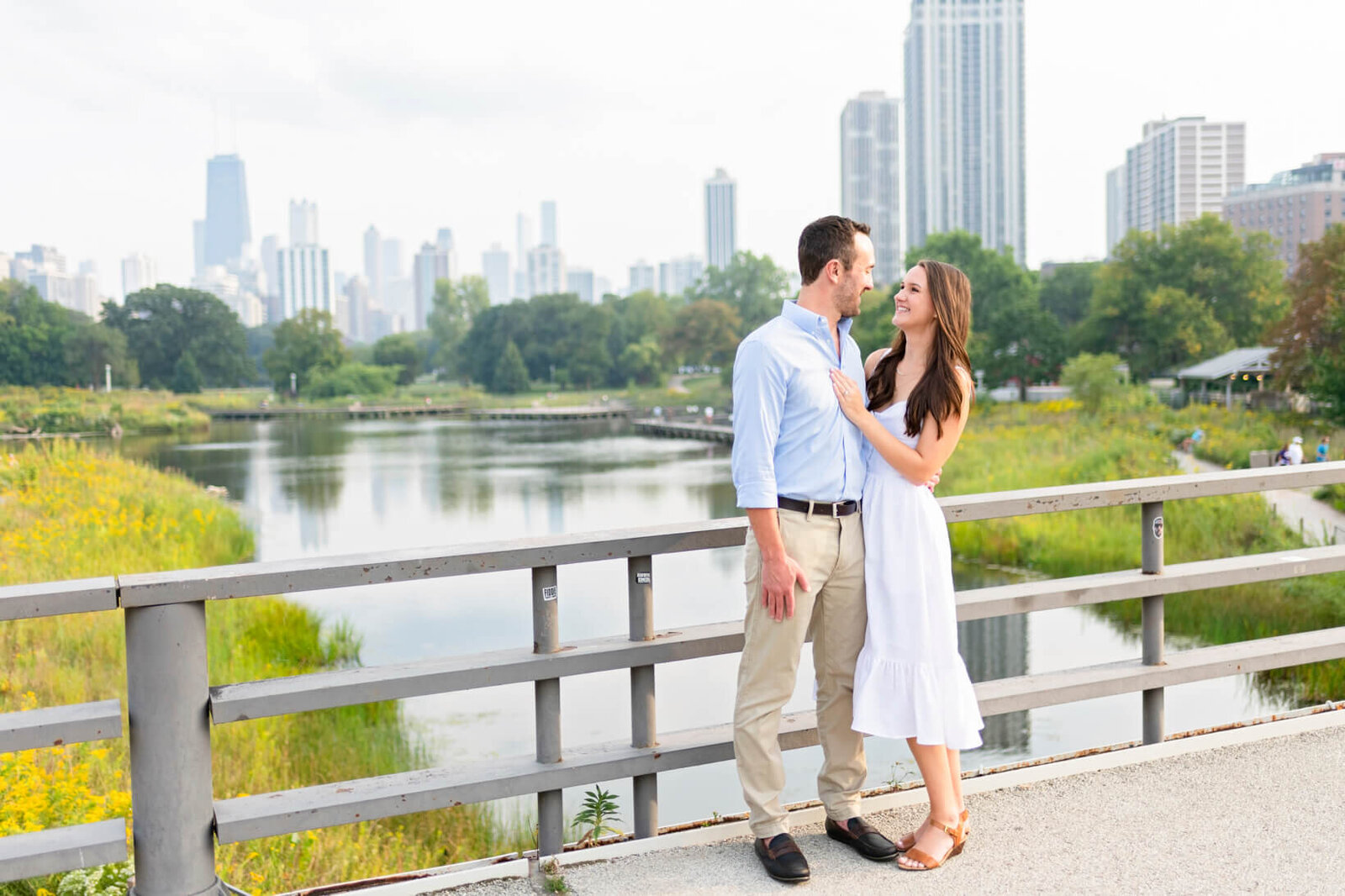 Downtown-Chicago-Engagement-Photos-50