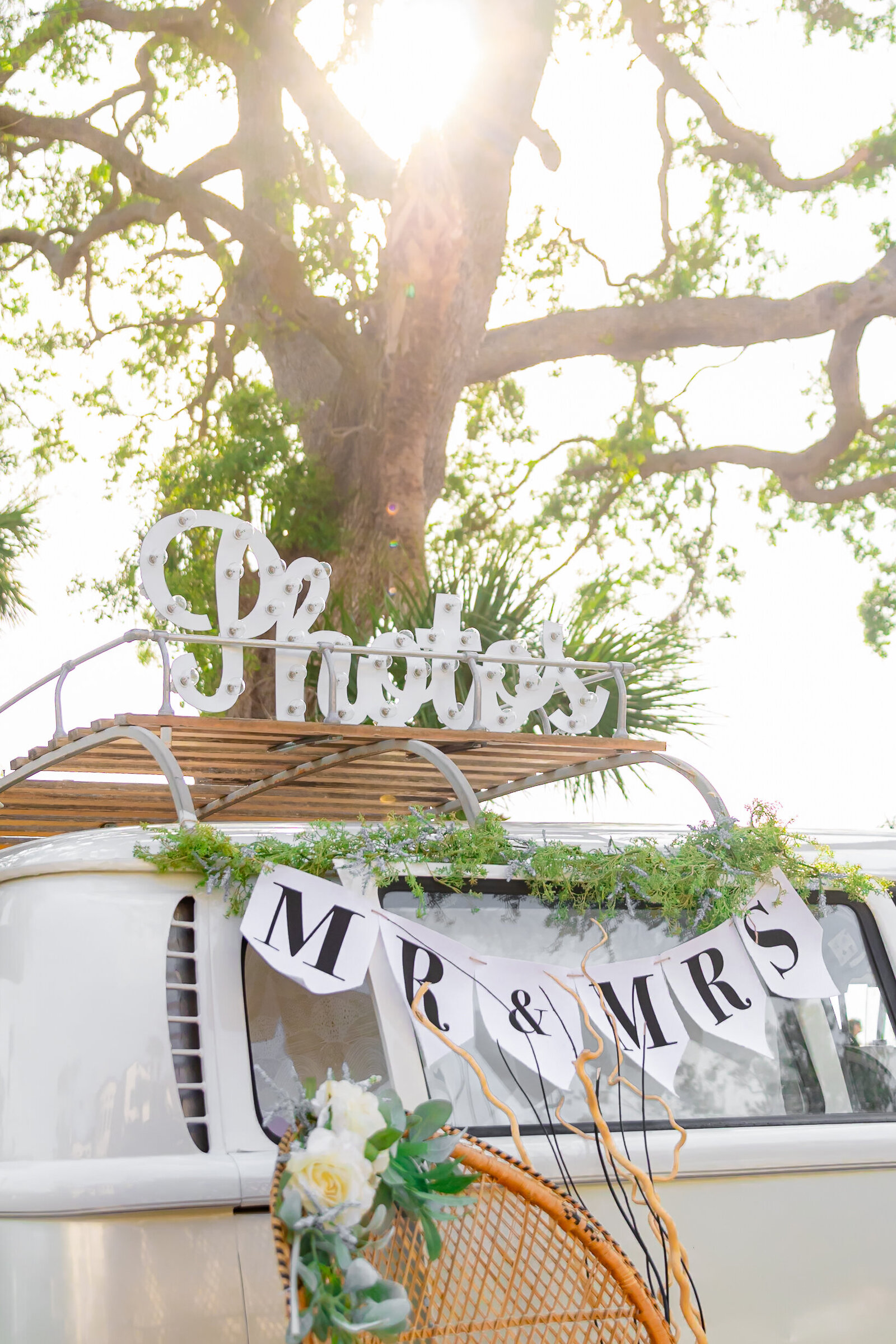 VW-BUS-tampa-photo-booth-bus-weddings-florida-weddings-wedding-venues-wedding-photo-booth-florida-photo-booth-bus35