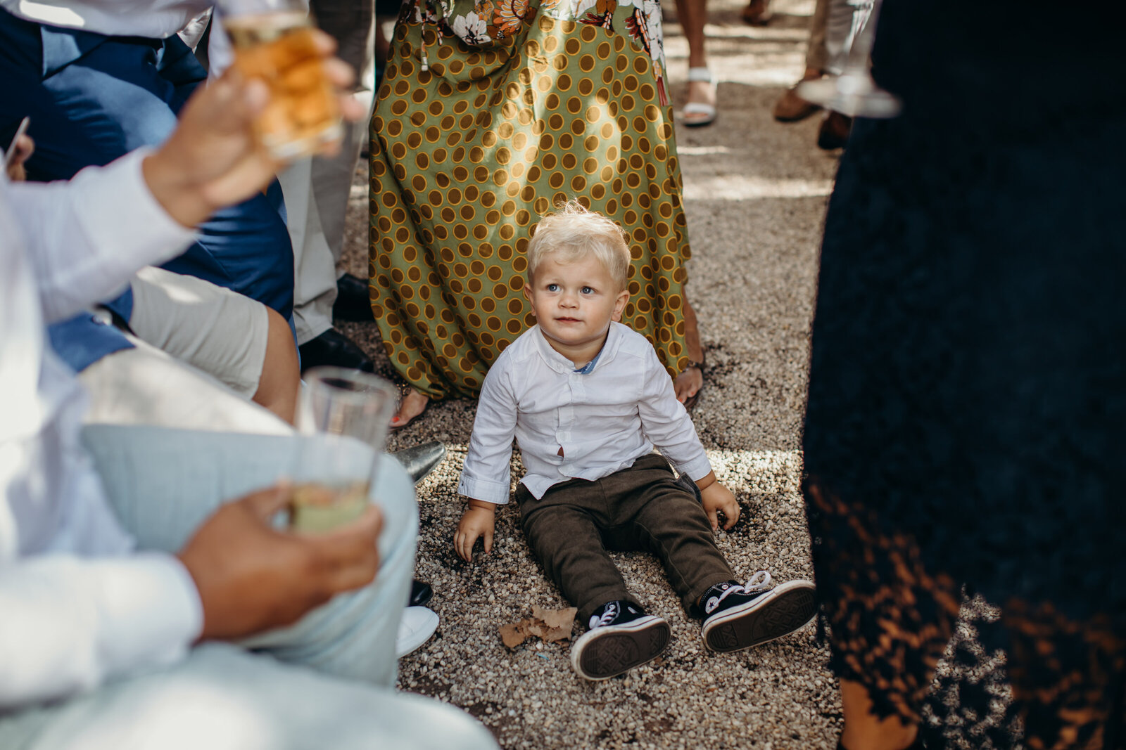 0064_Cafe_Montmartre_Candid_Wedding_Photographer