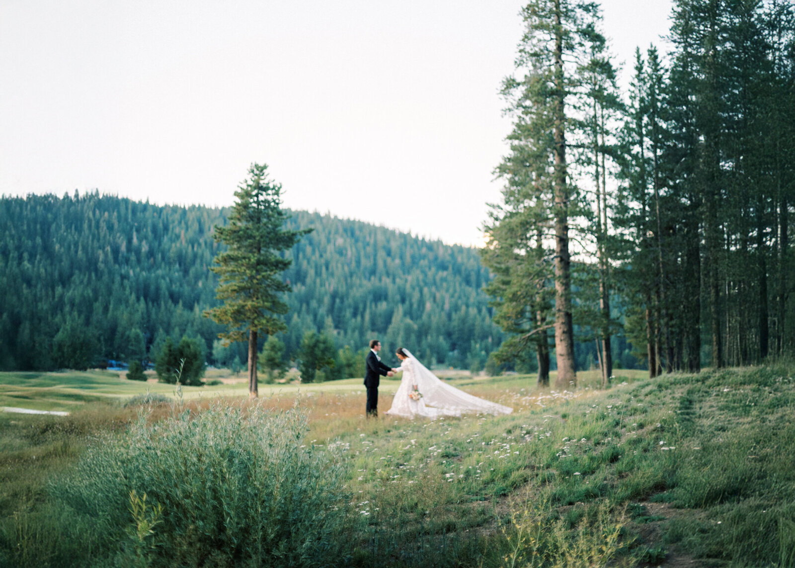 Everline_Tahoe_Wedding-53