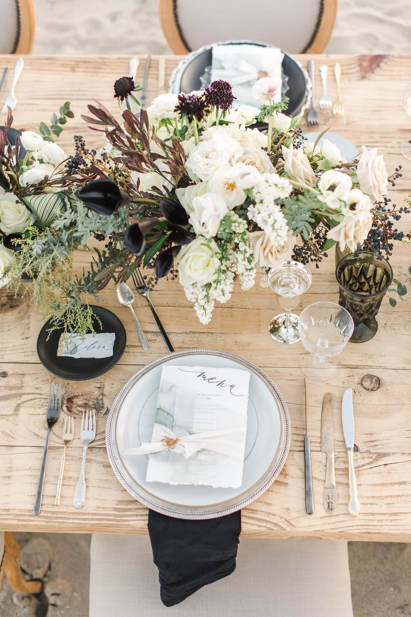 Precious-and-blooming-floral-design-kellye-clifford-Destination I do -Editorial-48