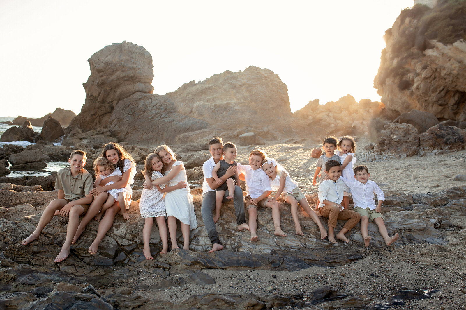 extended family beach photos with grandchildren  los angeles
